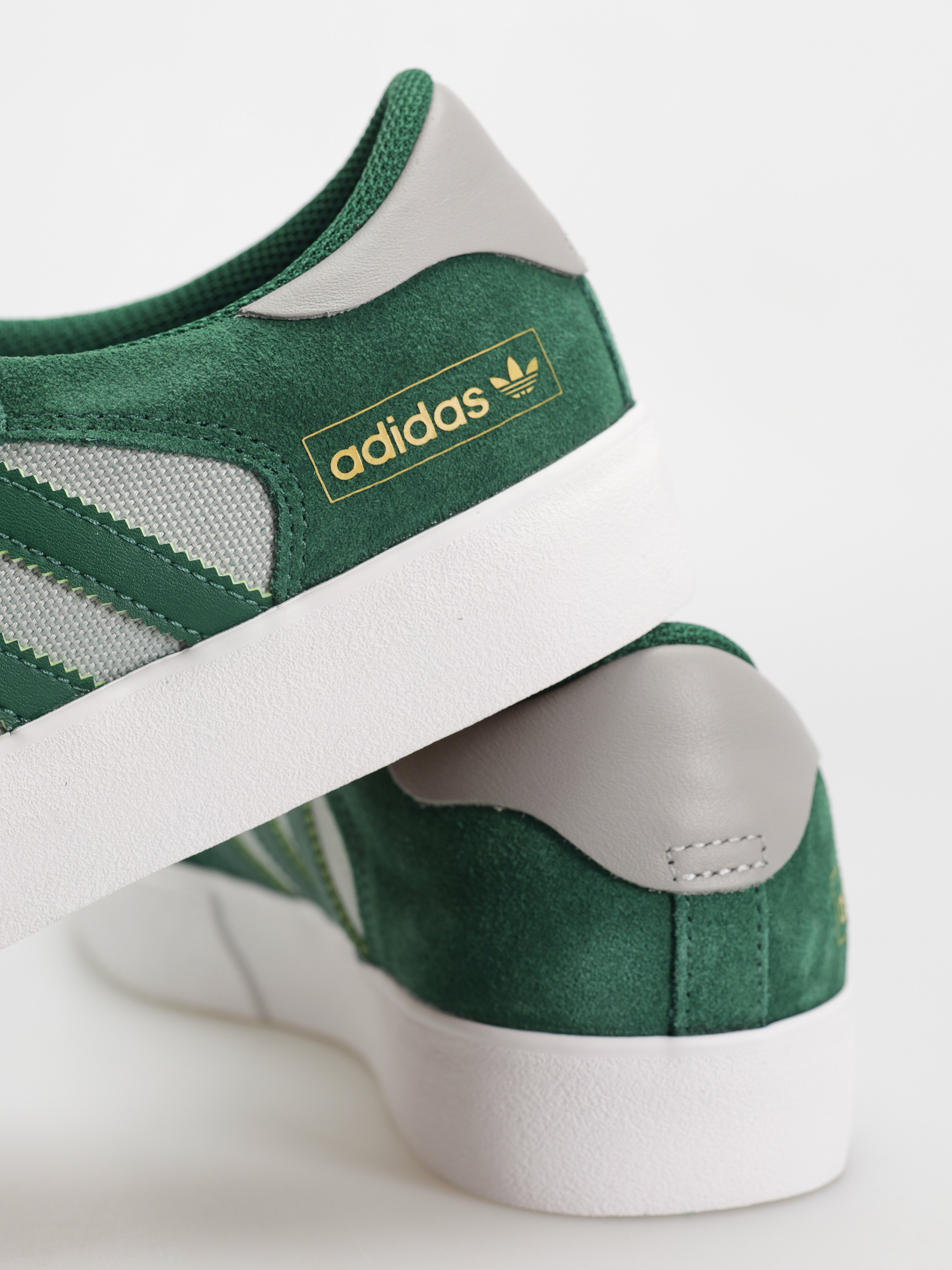 Обувки adidas Matchbreak Super (drkgrn/mgsogr/preyel)