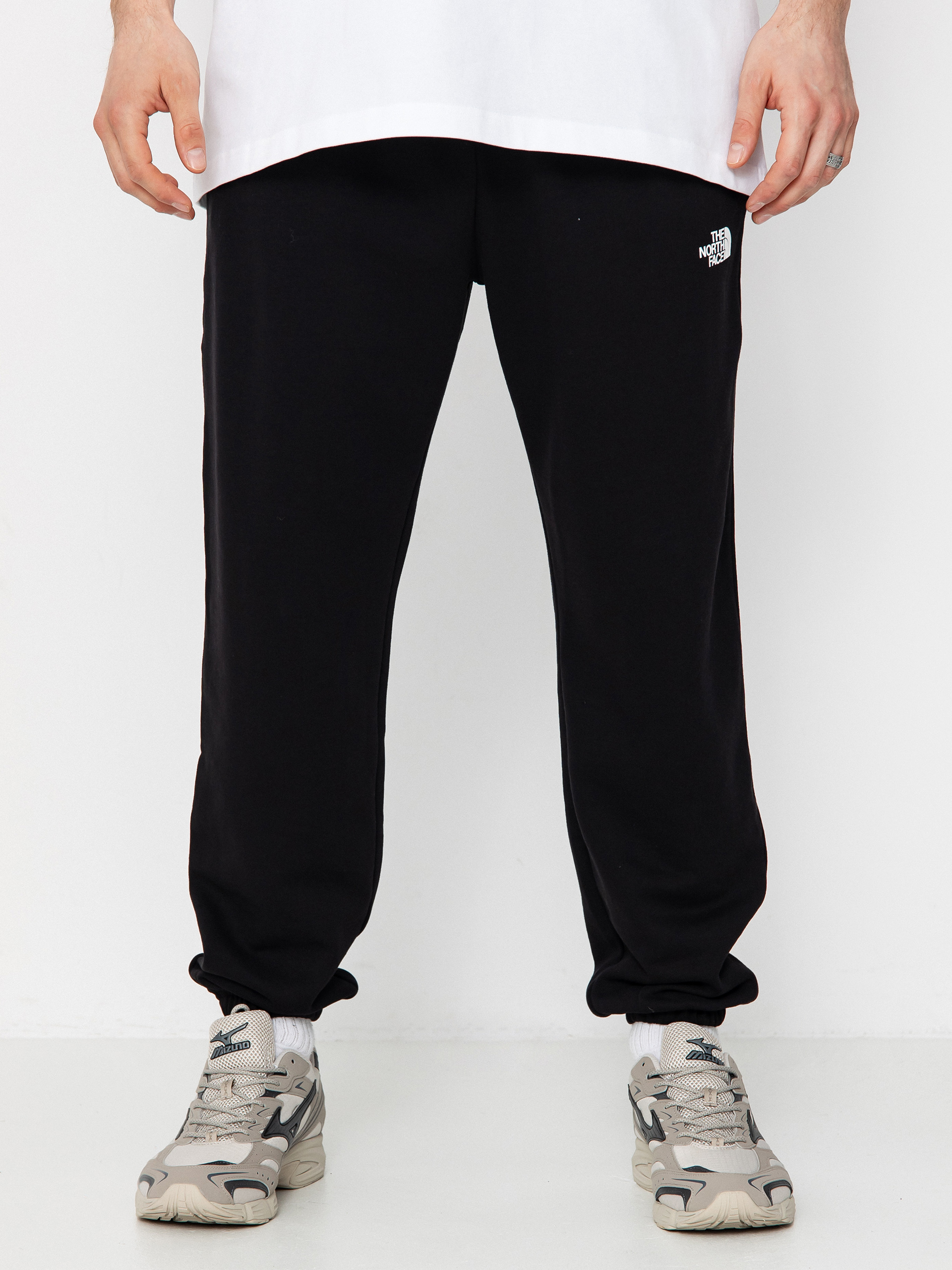 Панталони The North Face Simple Dome Light Regular Tapered Jogger (tnf black)