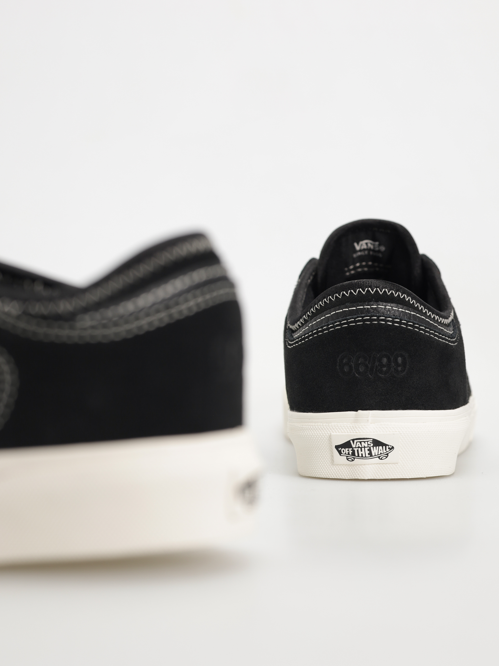 Обувки Vans Rowley Classic (black/marshmallow)