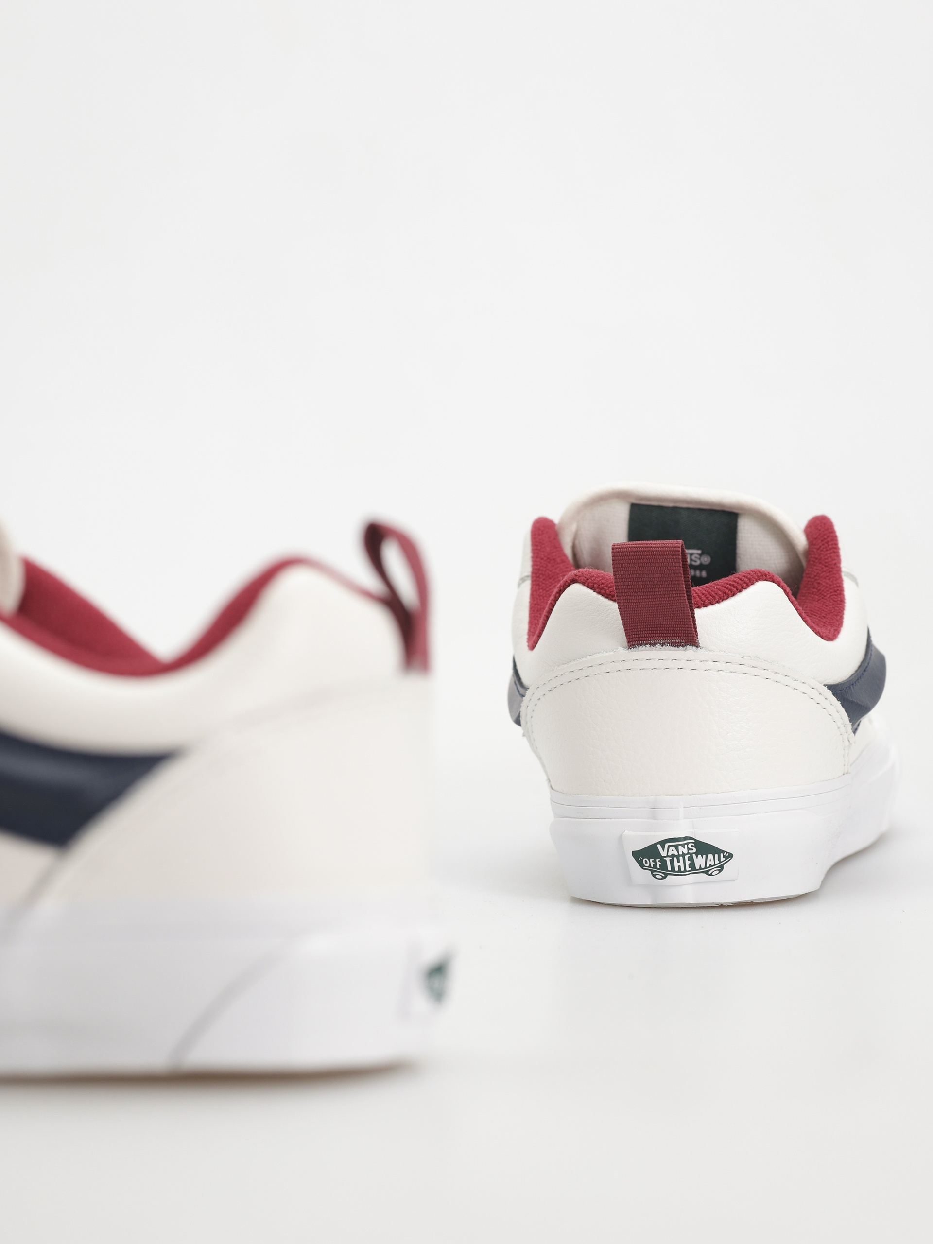 Обувки Vans Knu Skool (varsity white/multi)