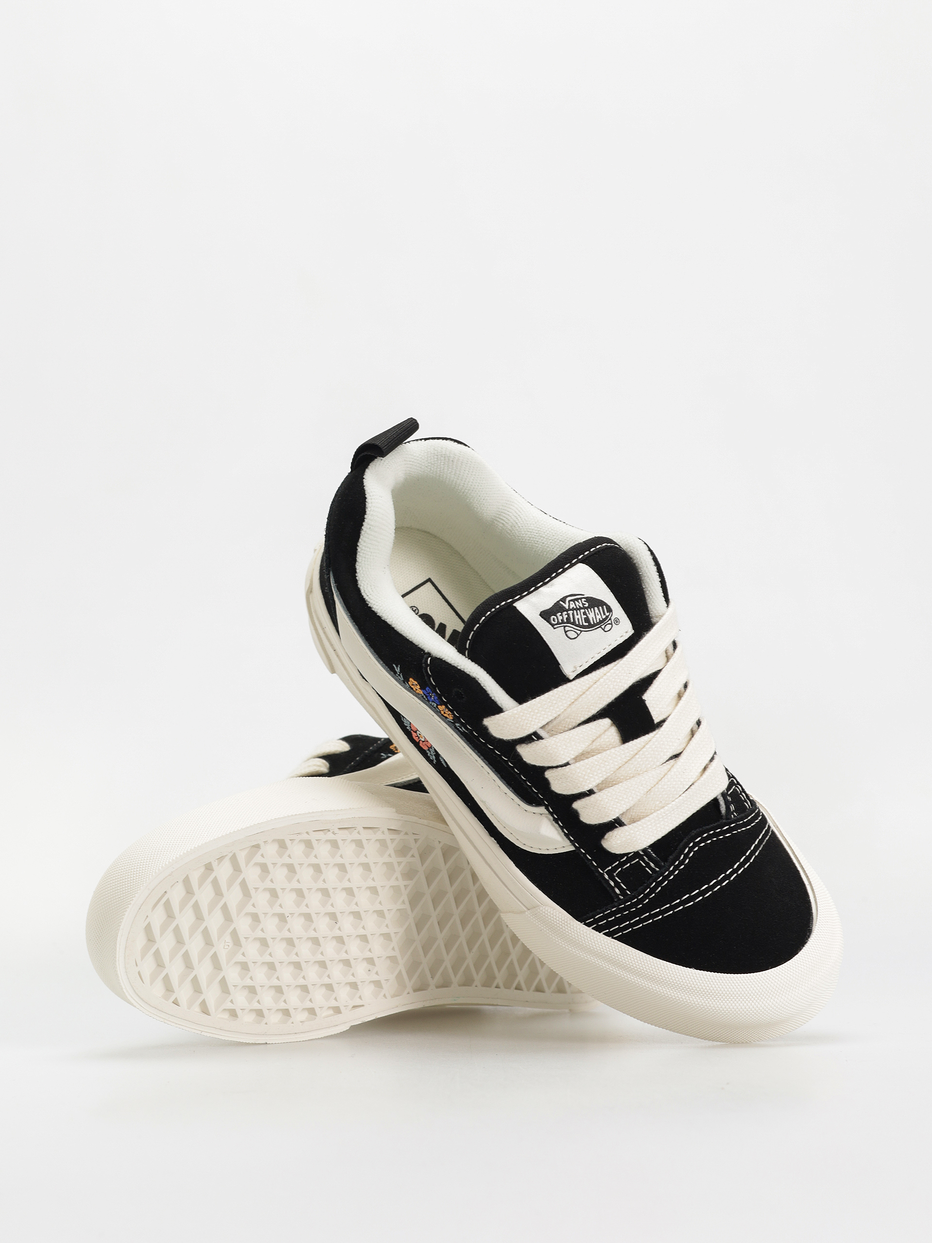 Обувки Vans Knu Skool (black floral)