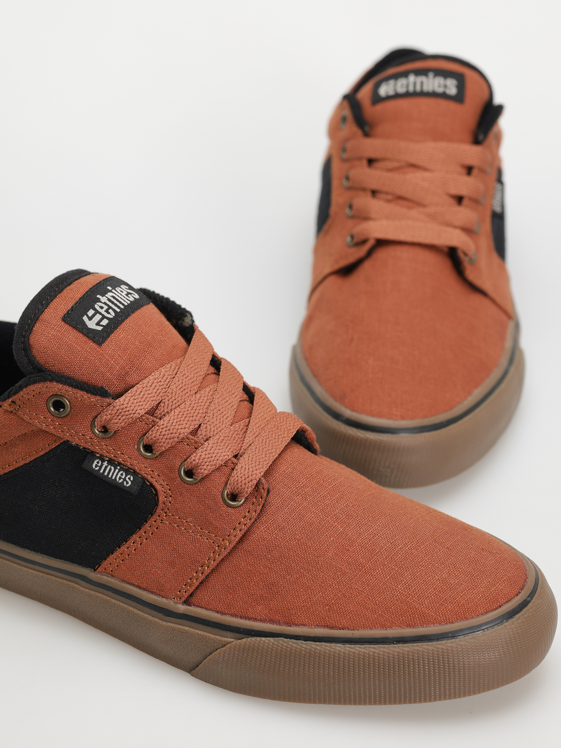 Обувки Etnies Barge Ls (brown/gum/gold)