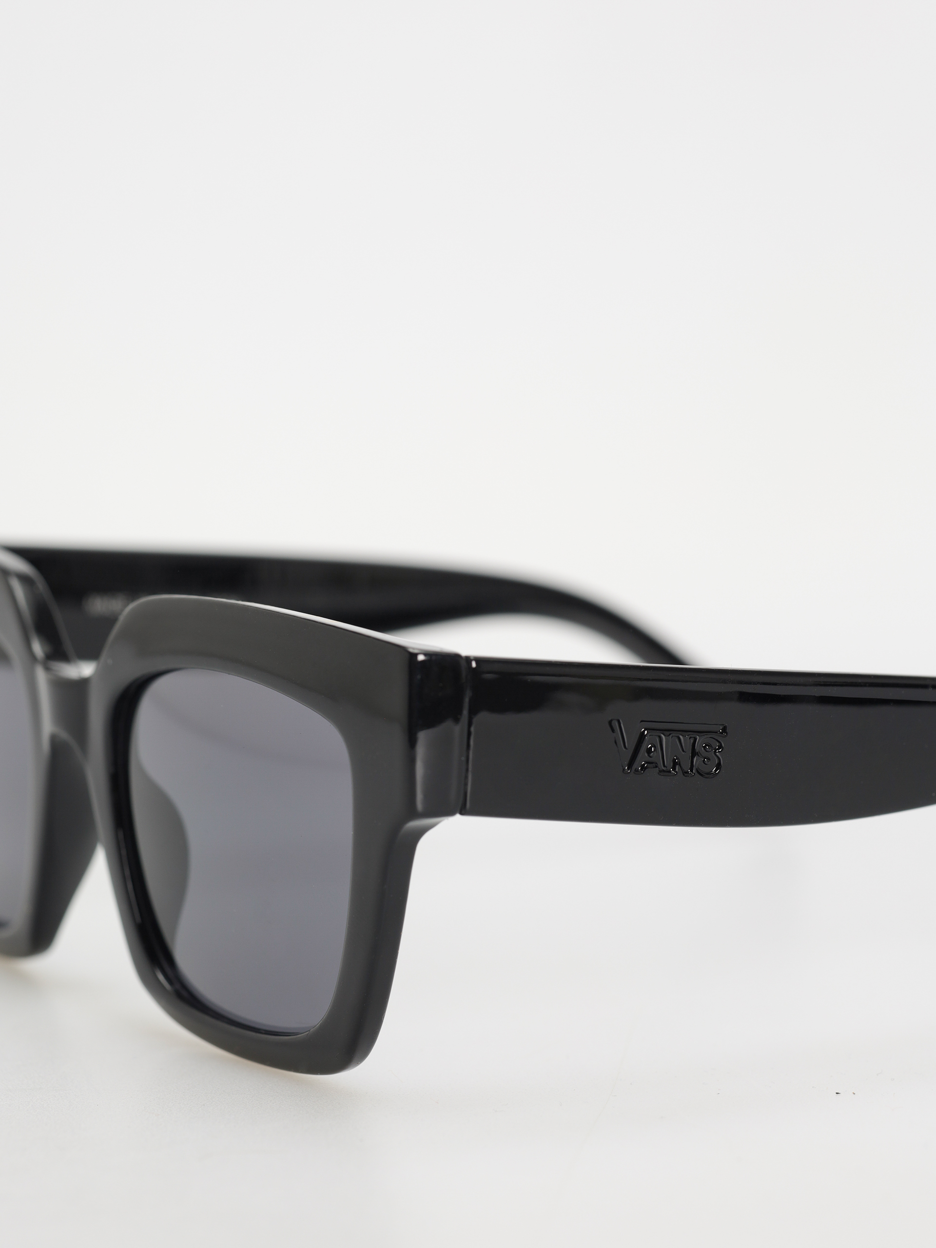 Слънчеви очила Vans Belden (black/gold)