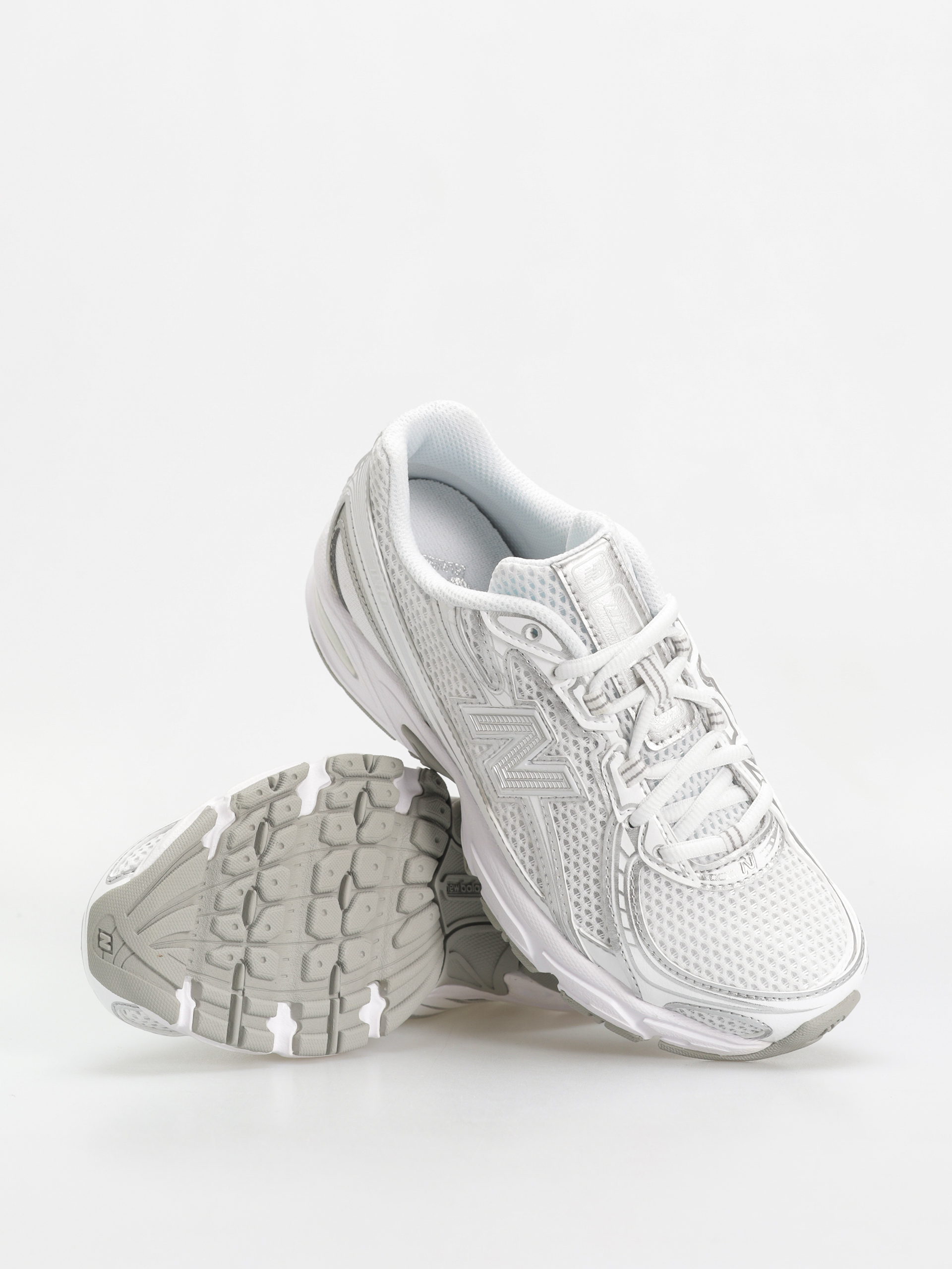 Обувки New Balance 740 (white)