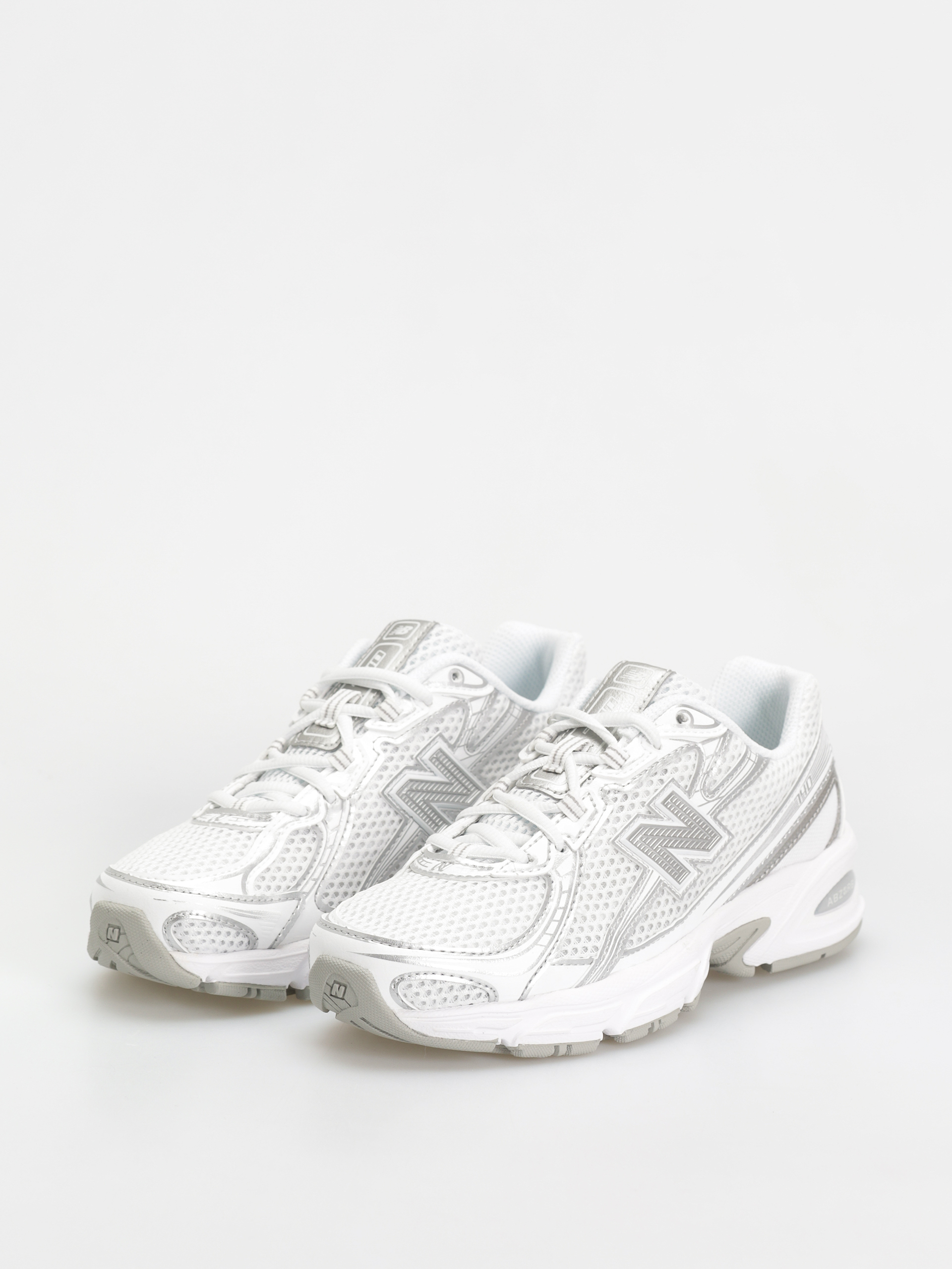 Обувки New Balance 740 (white)