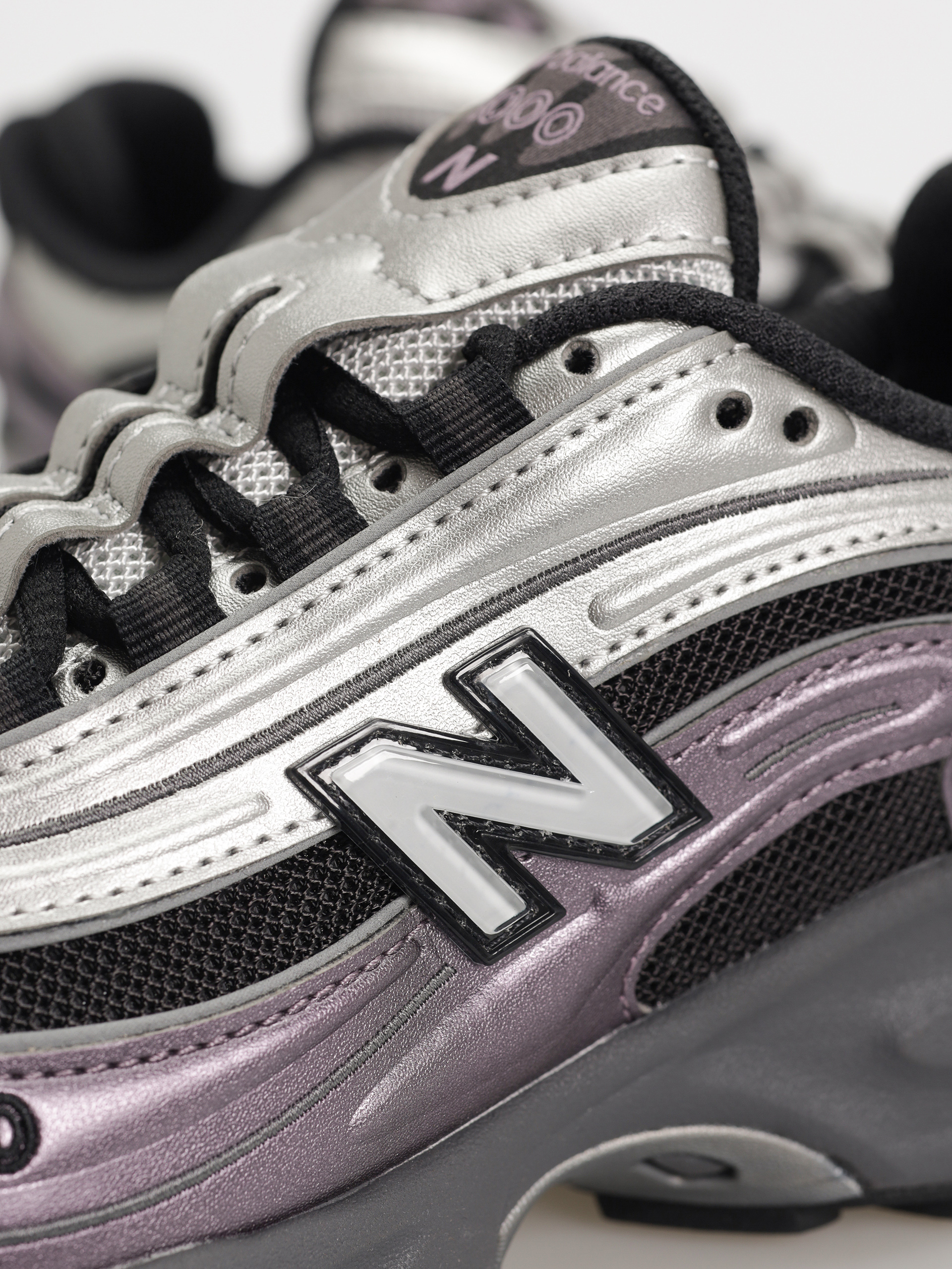 Обувки New Balance 1000 (dark ice wine)