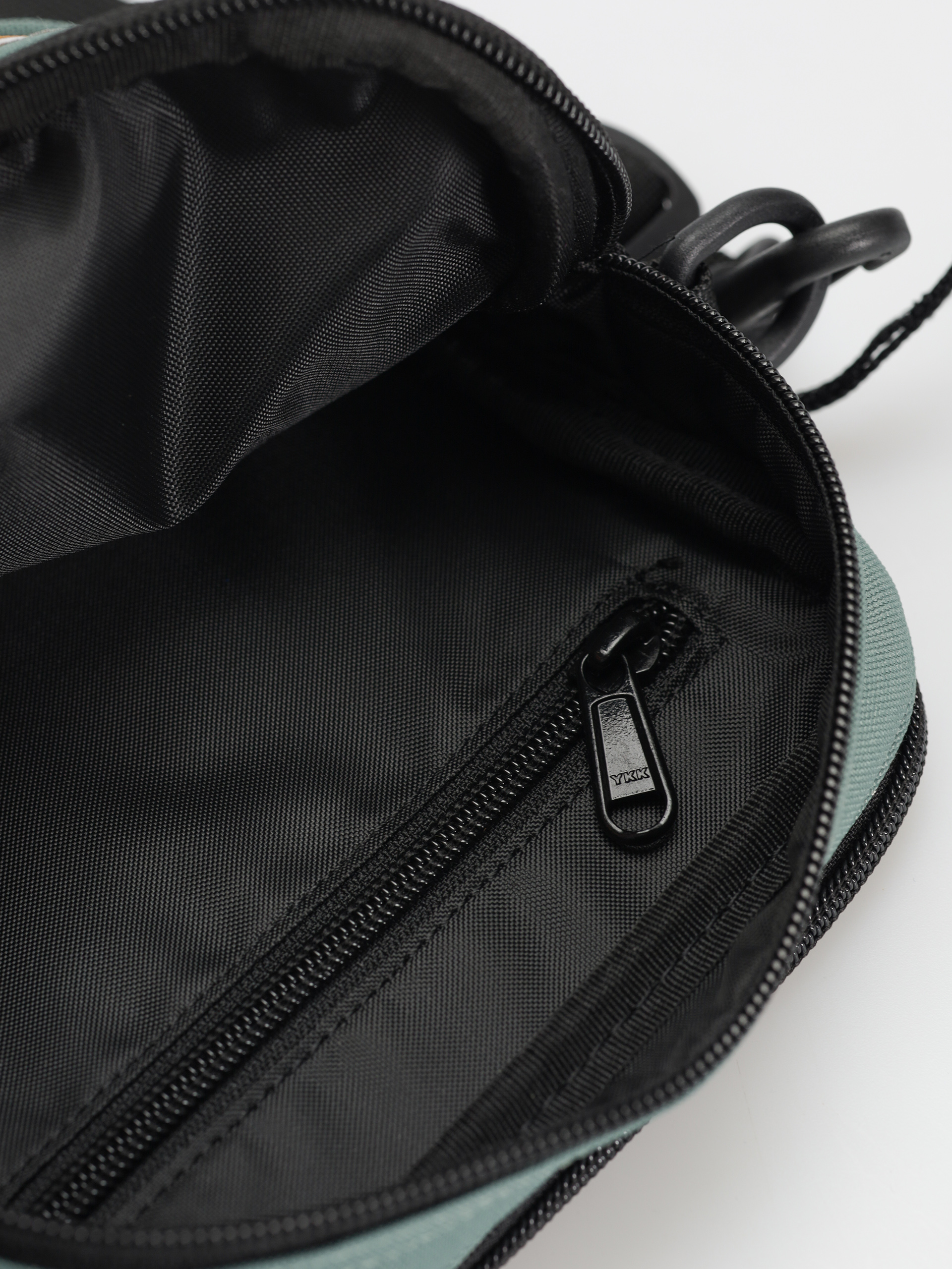 Чанта Carhartt WIP Essentials (silver pine)