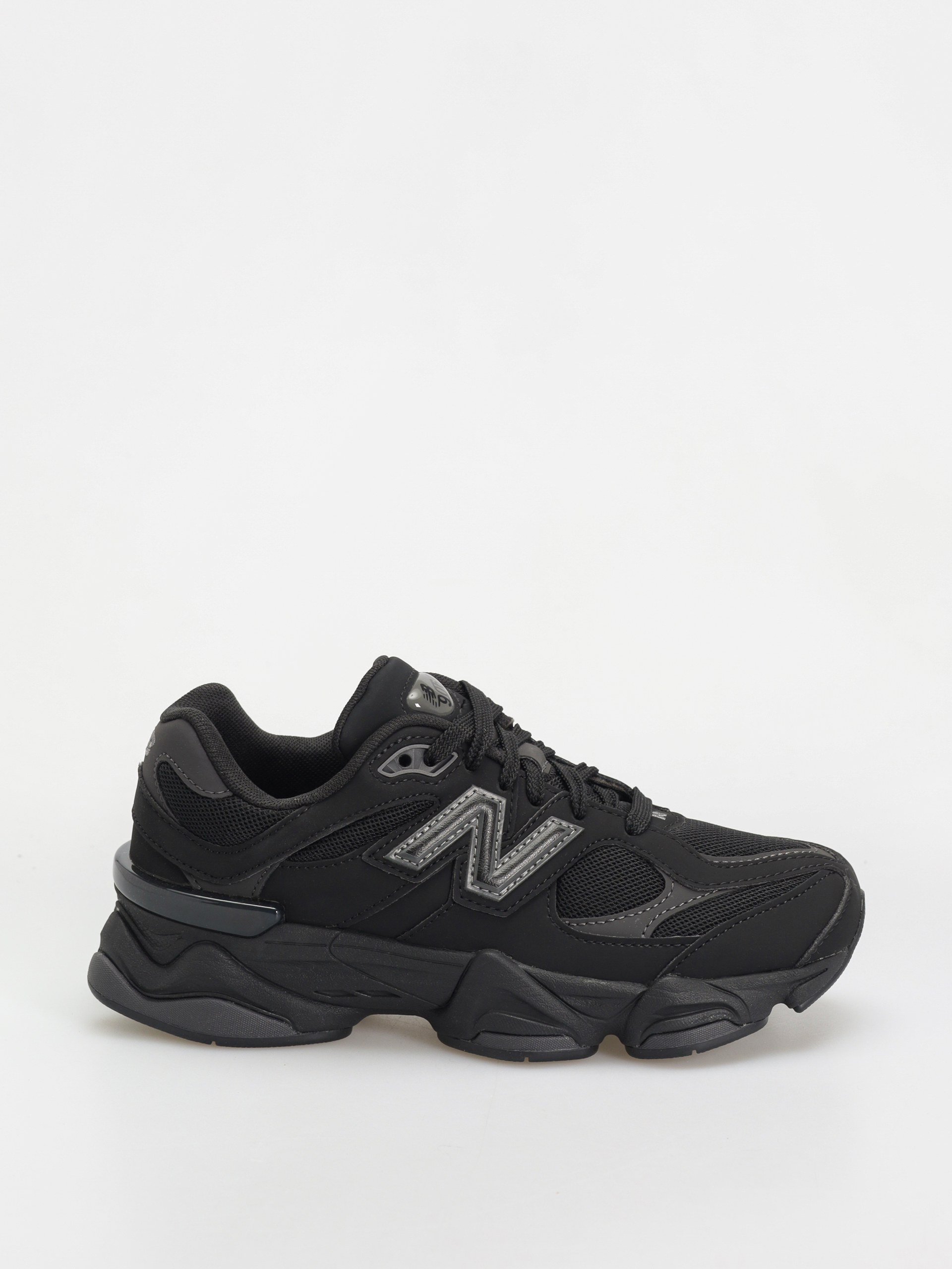 u041eu0431u0443u0432u043au0438 New Balance 9060 JR (black)