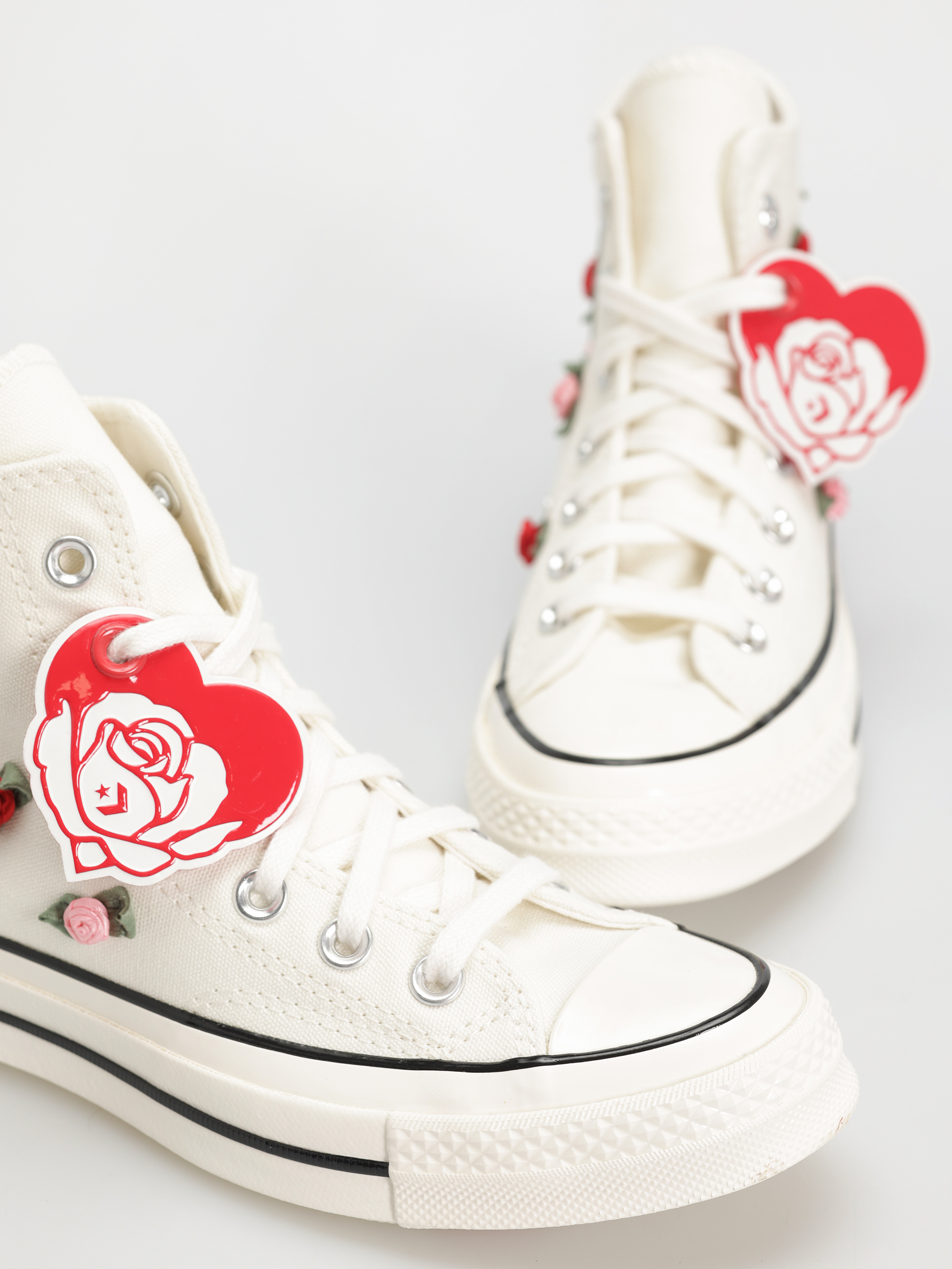 Кецове Converse Chuck 70 Hi (egret/red/lt jellyfish jitter)