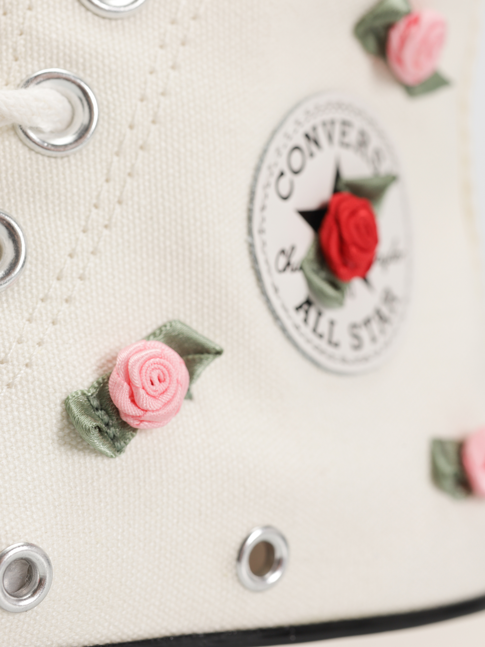 Кецове Converse Chuck 70 Hi (egret/red/lt jellyfish jitter)