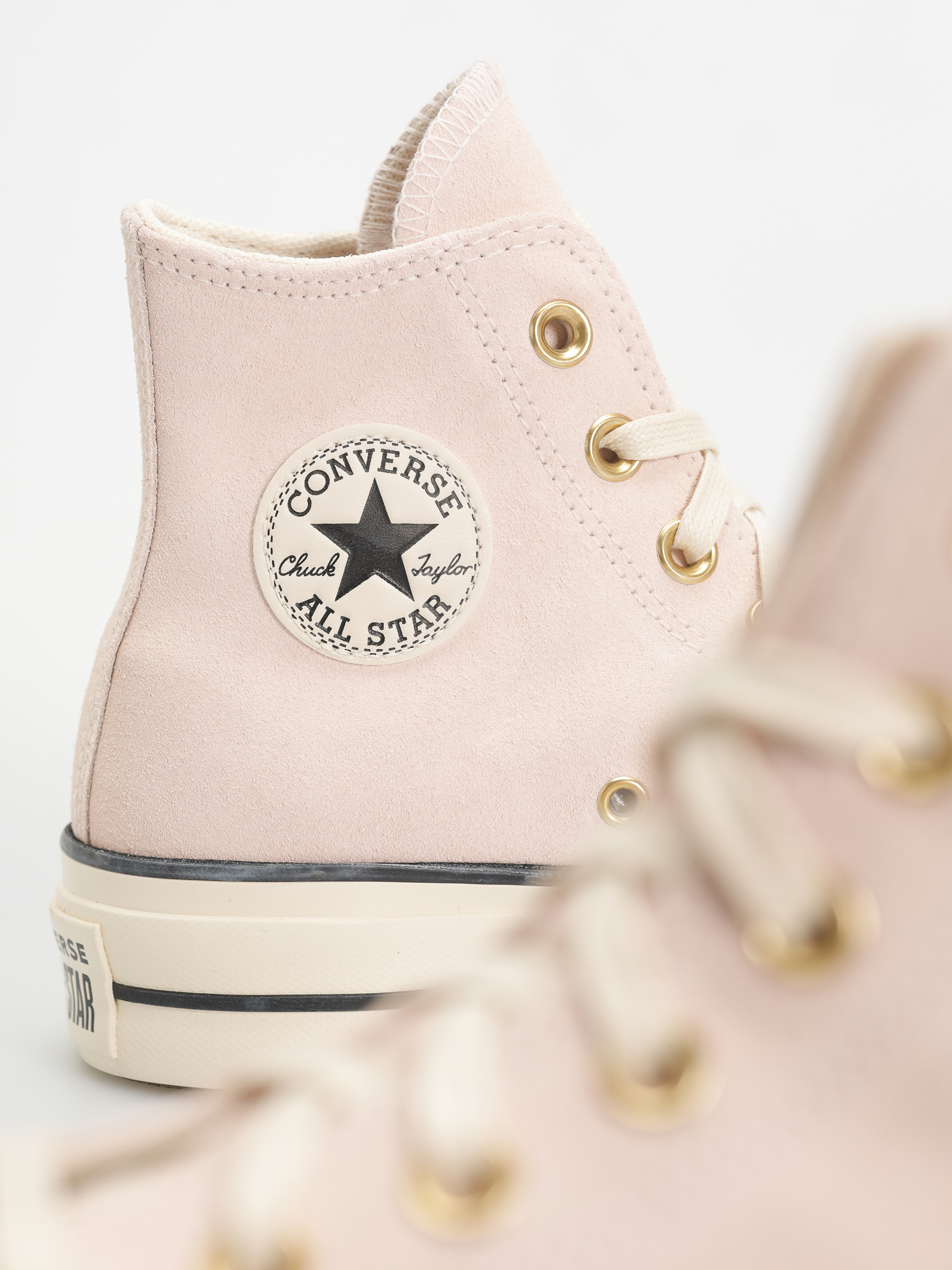 Кецове Converse Chuck Taylor All Star Lift Hi Wmn (pale petal/natural ivory/black)