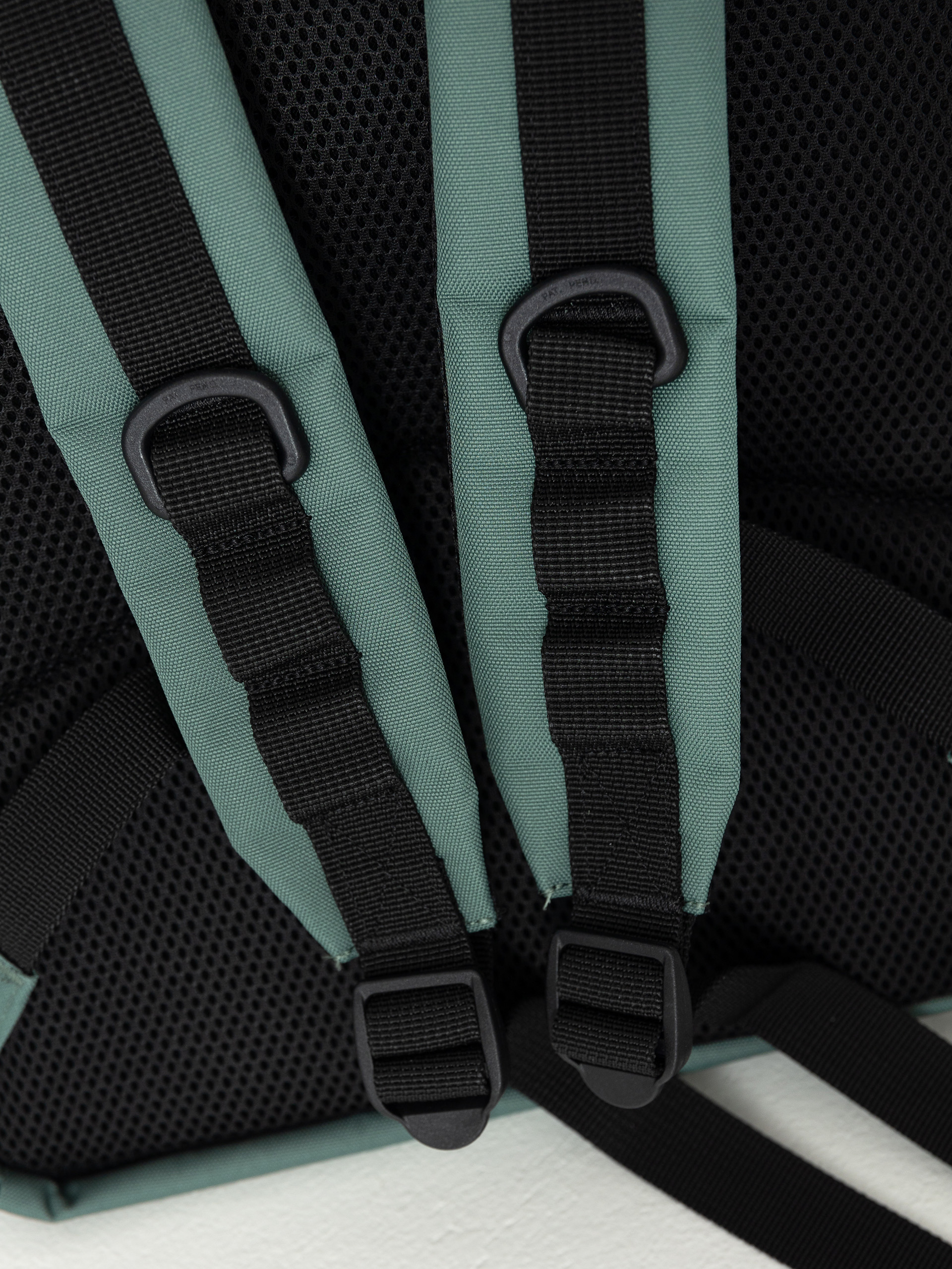 Раница Carhartt WIP Jakob (silver pine)