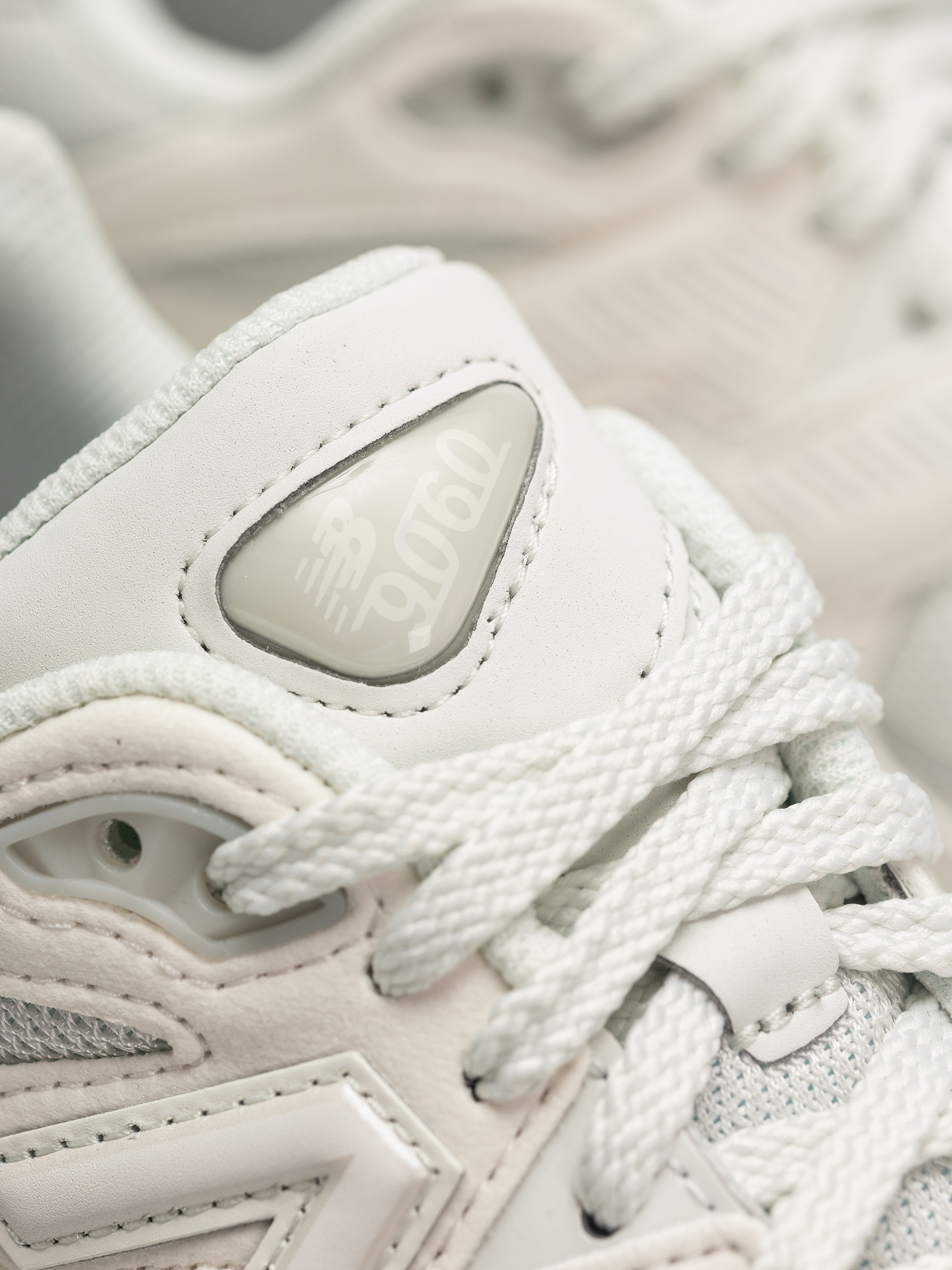 Обувки New Balance 9060 JR (reflection)