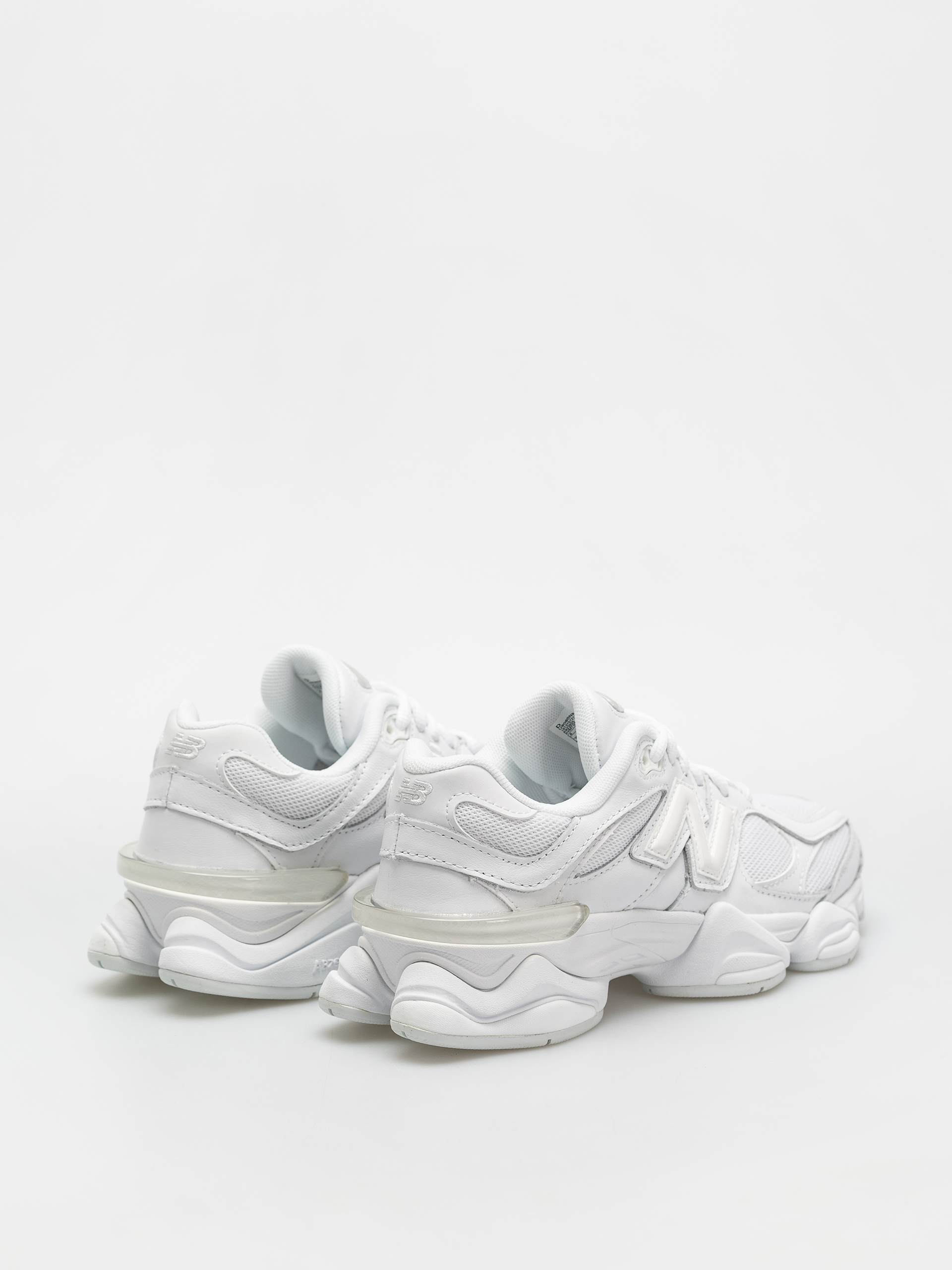 Обувки New Balance 9060 (triple white)