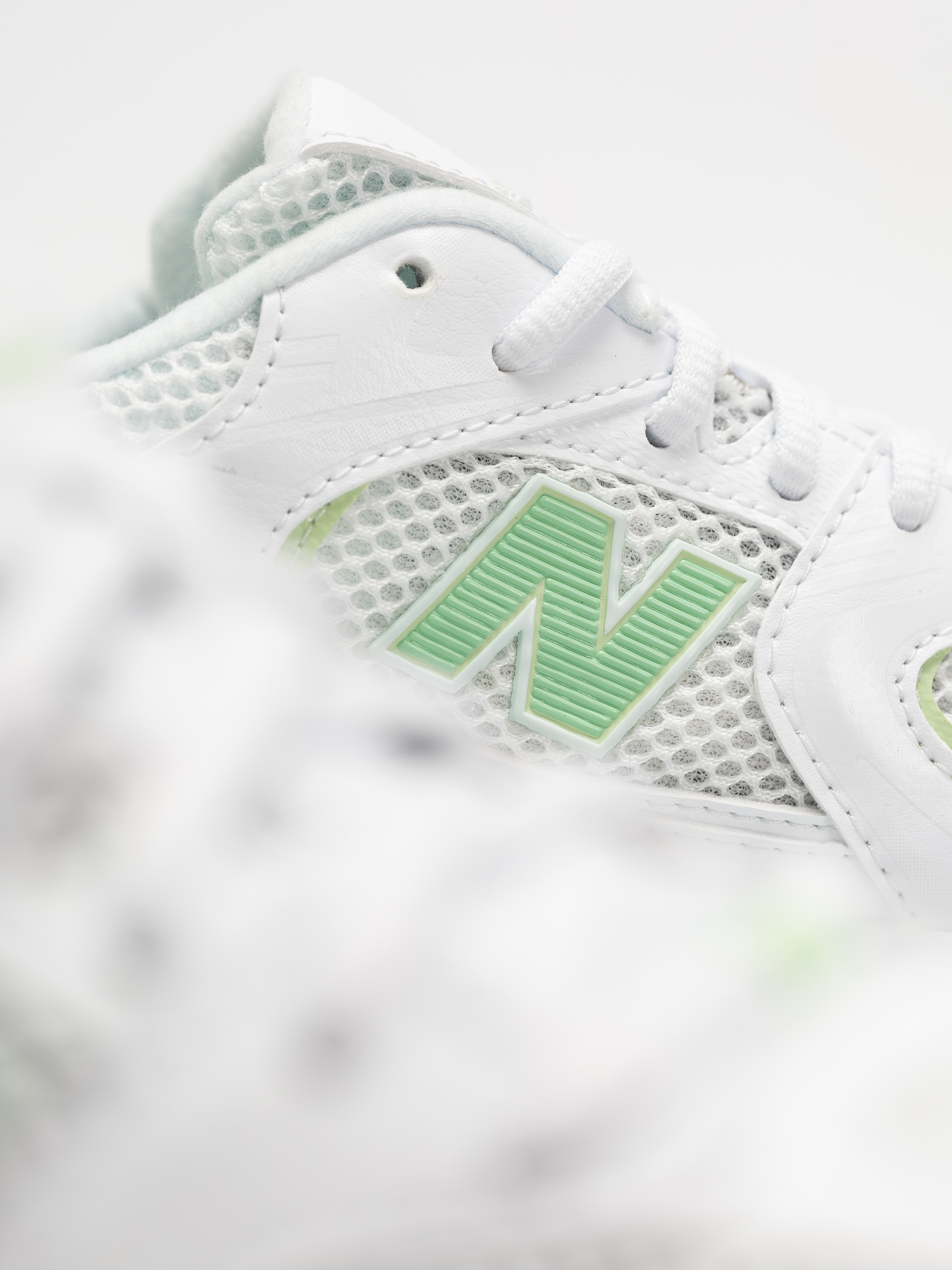 Обувки New Balance 530 JR (white)