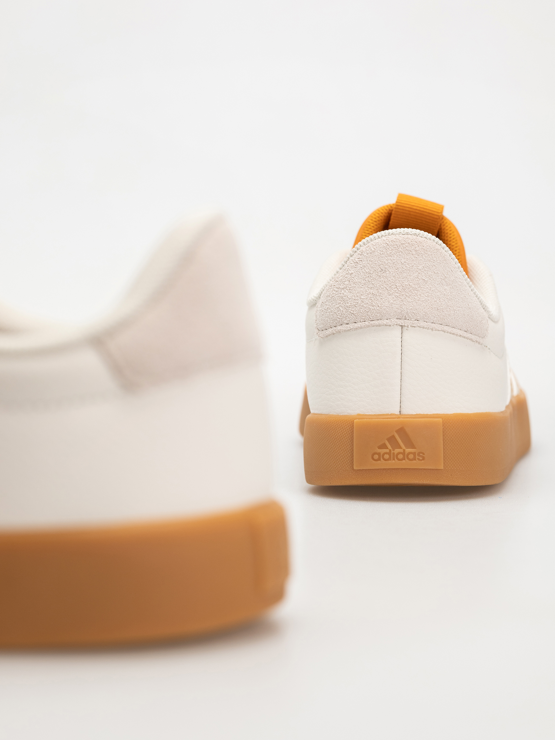 Обувки adidas Vl Court 3.0 (owhite/ivory/orbgry)