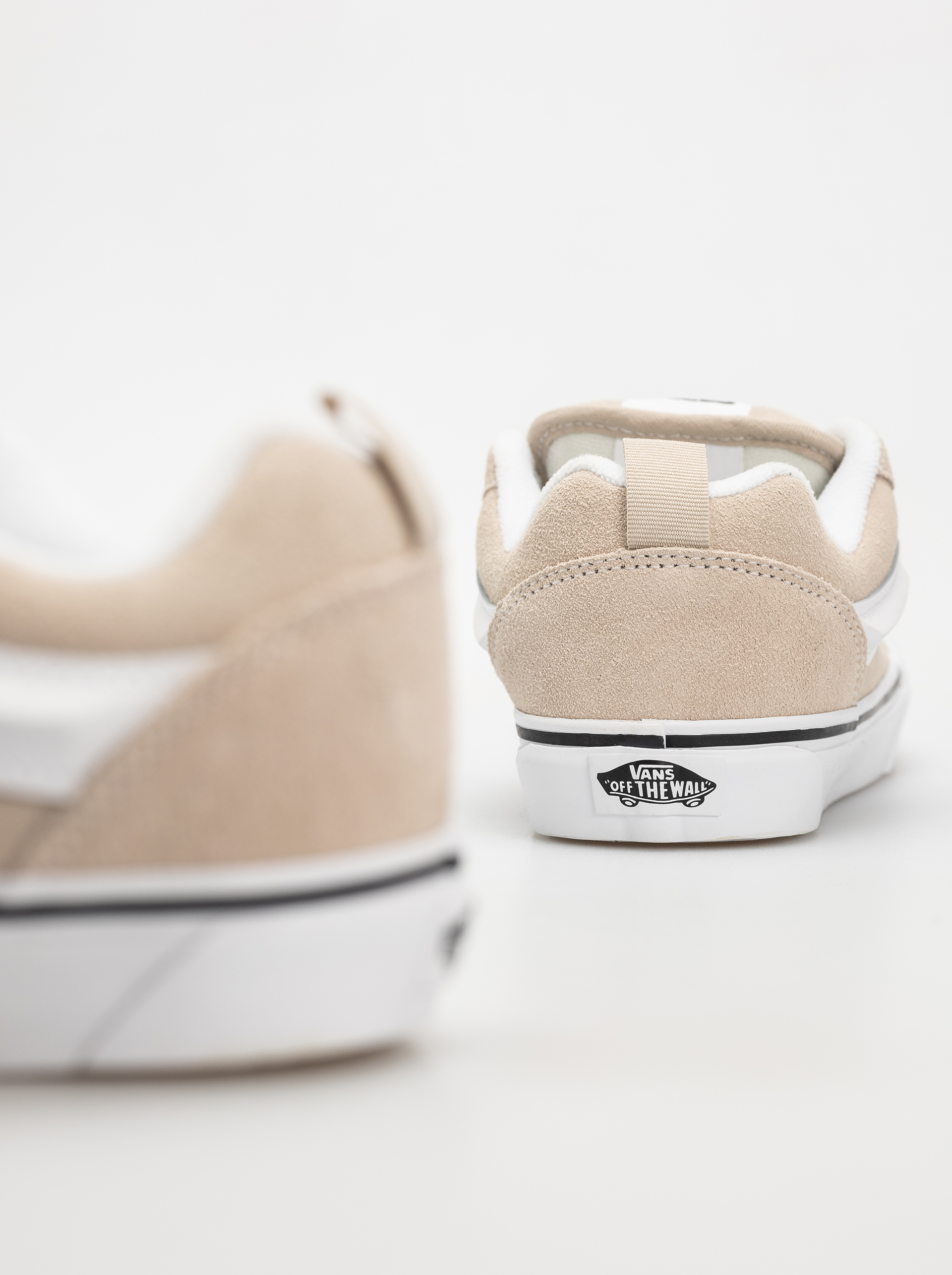 Обувки Vans Knu Skool (french oak)