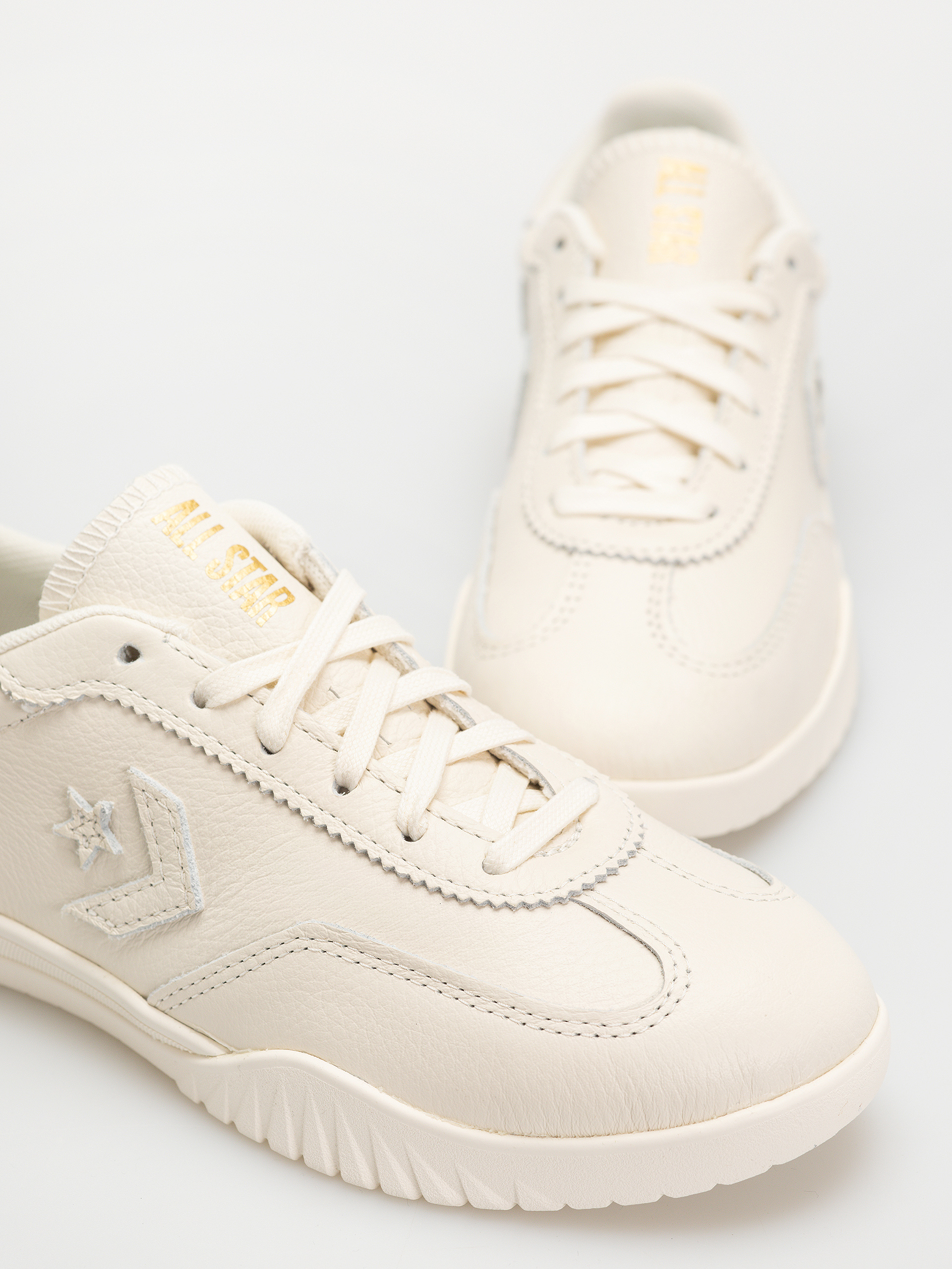 Обувки Converse Run Star Trainer (egret/egret/gold)