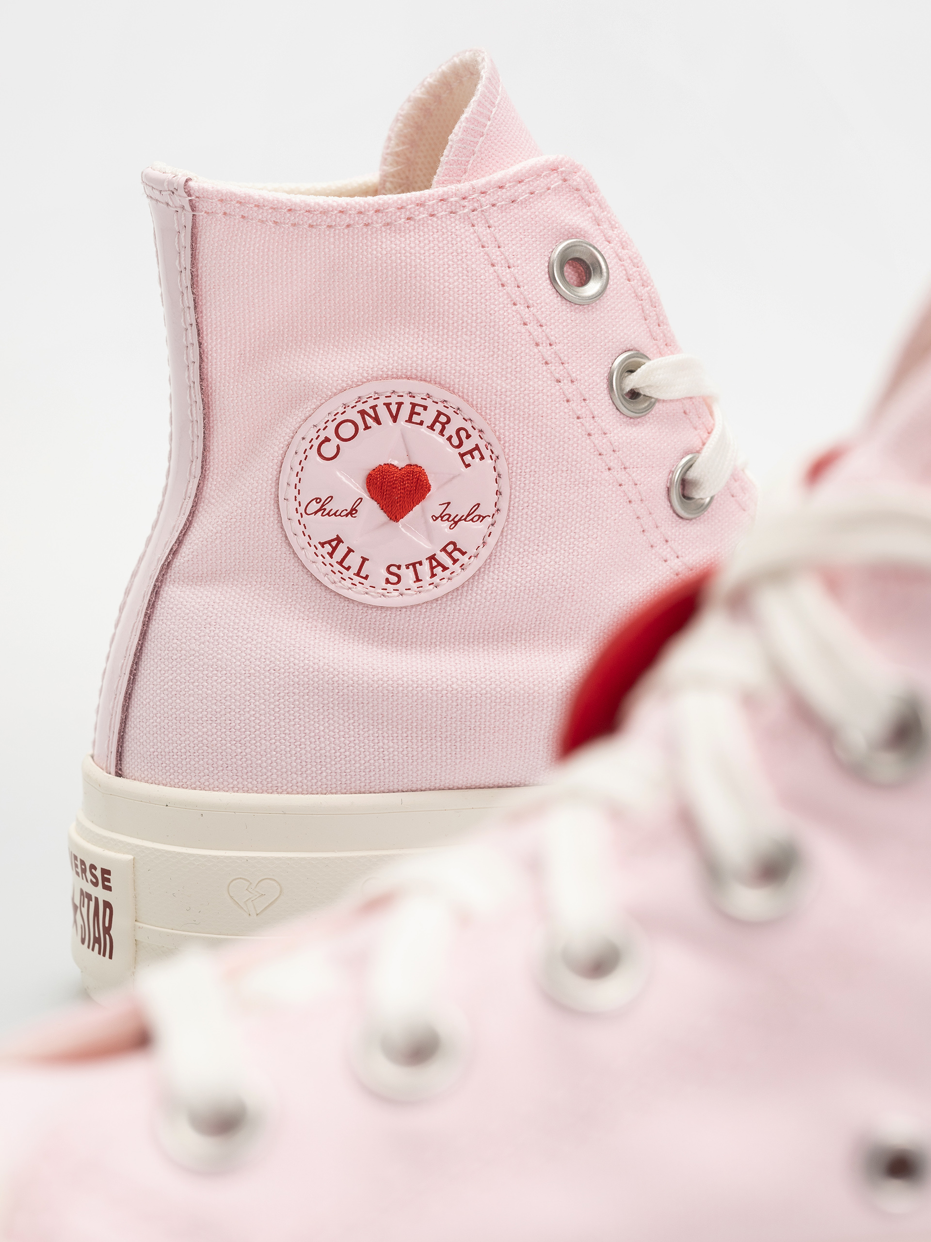 Кецове Converse Chuck 70 Lift Hi Wmn (sugar berry/egret/sugar berry)