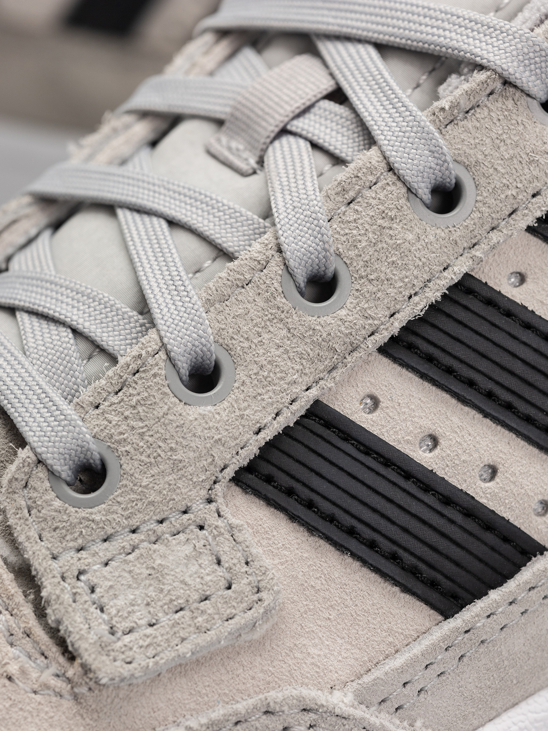 Обувки adidas Centennial 85 Low A (gretwo/cblack/crywht)