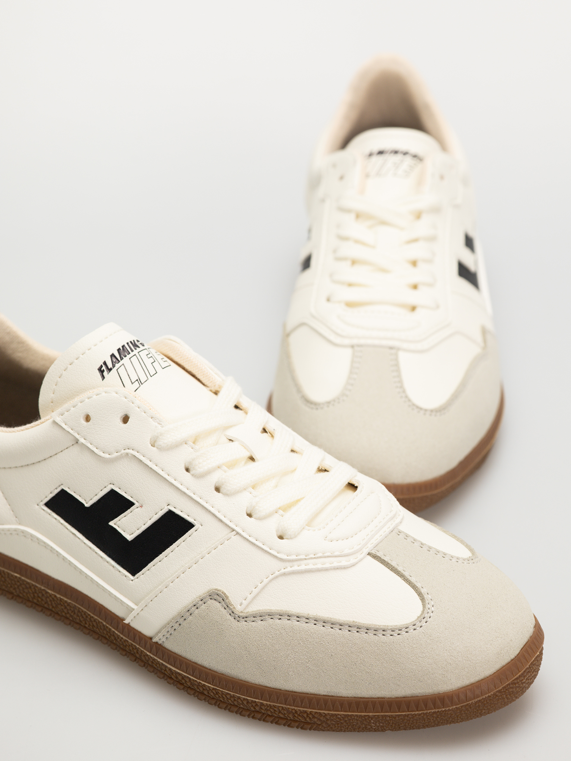 Обувки Flamingos Life Burela Slim (panna black)