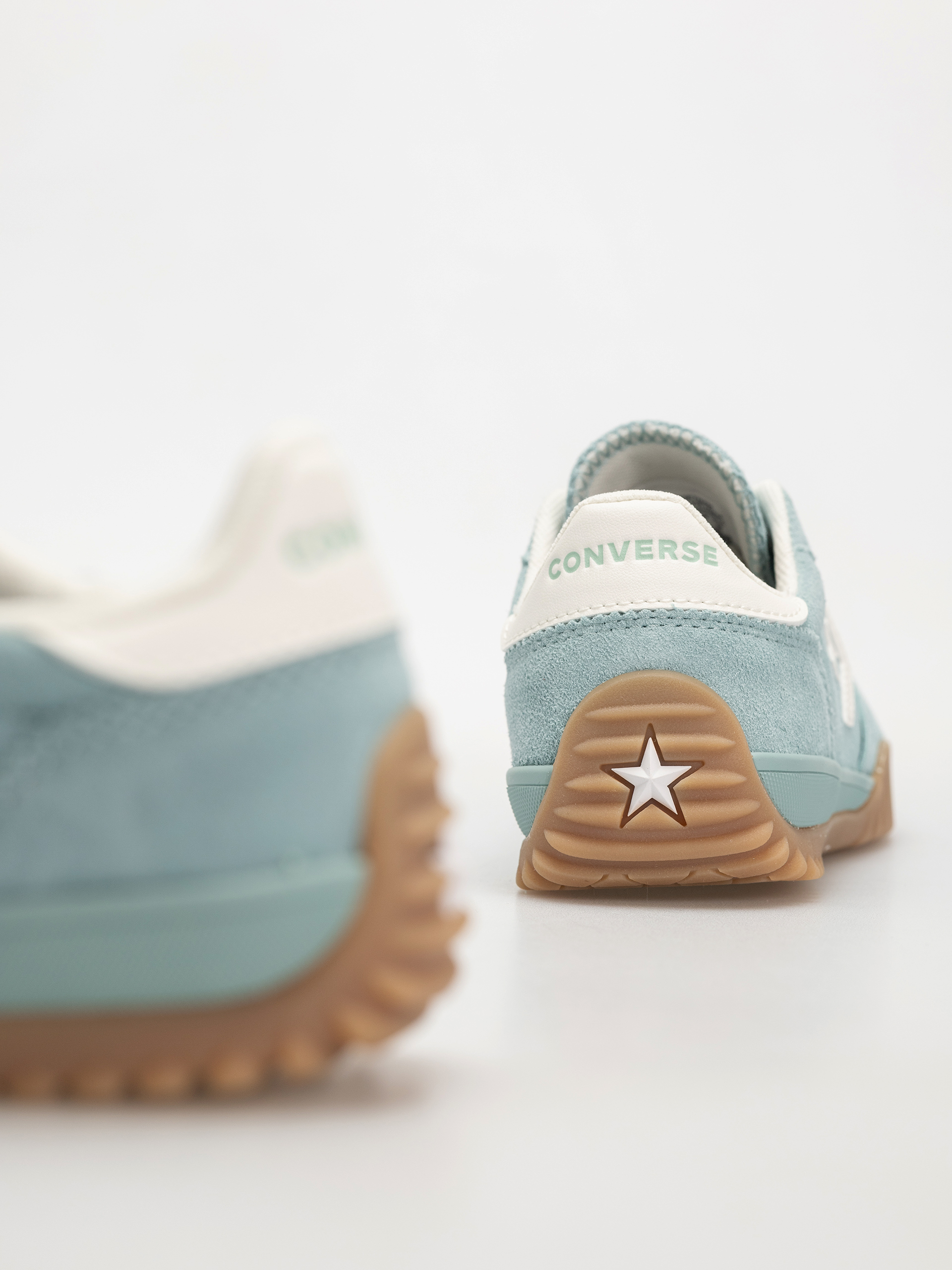 Обувки Converse Run Star Trainer (vernal pool/egret/light brown)