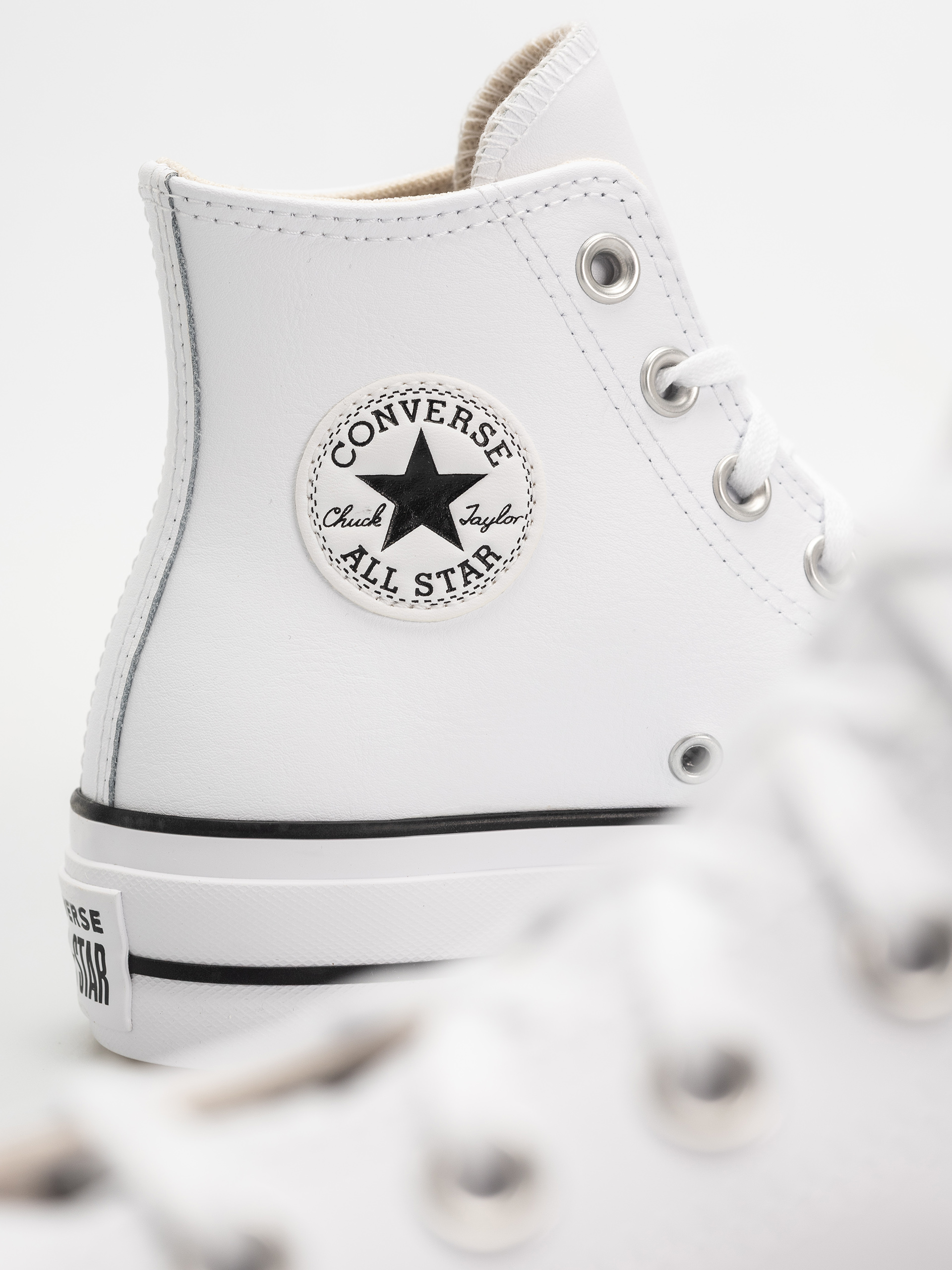 Кецове Converse Chuck Taylor All Star Lift Hi Wmn (white/black/white)