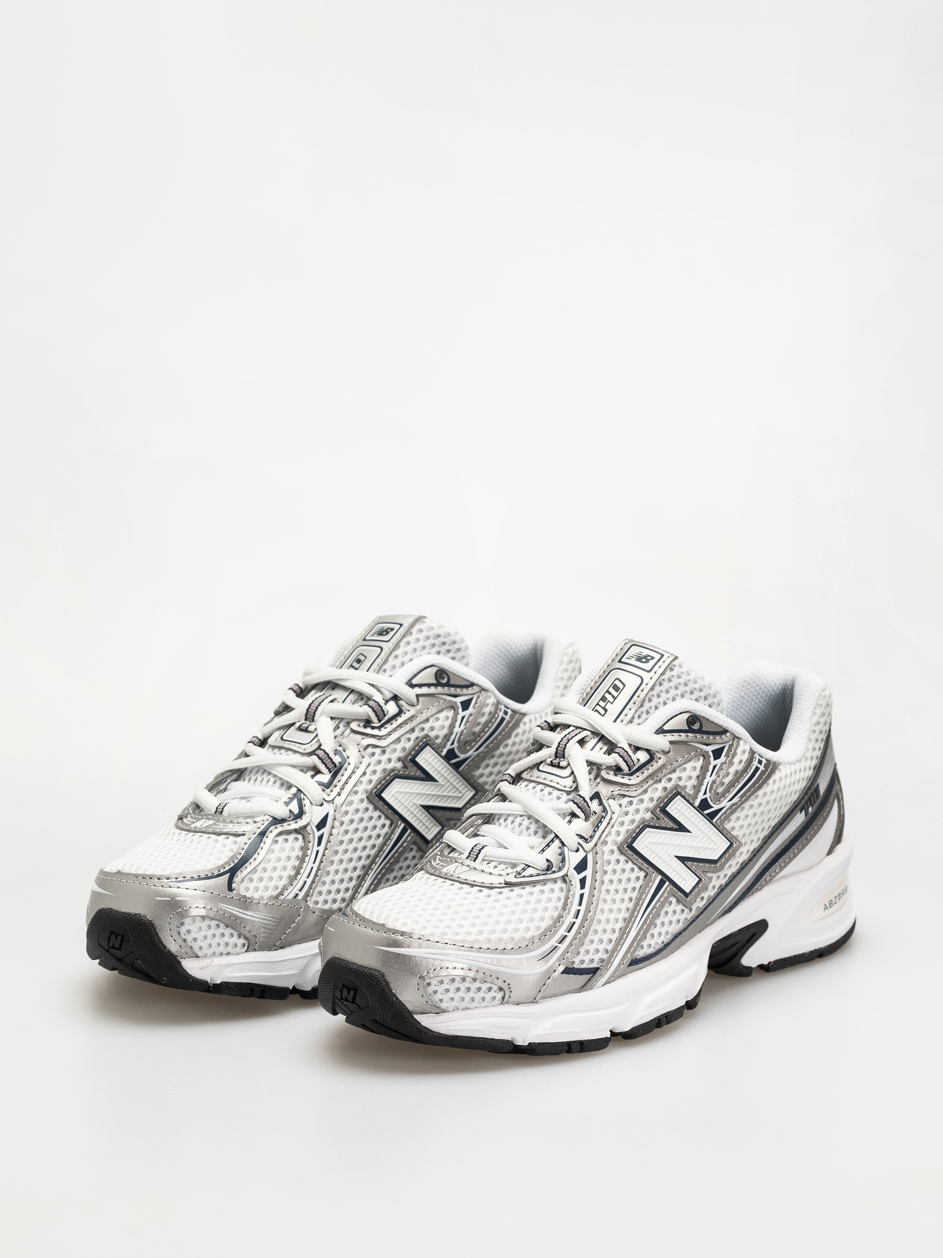 Обувки New Balance 740 (nb navy)