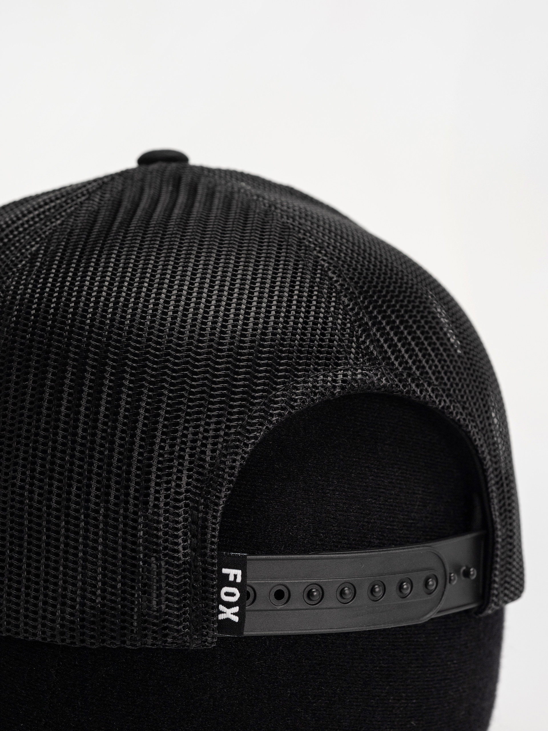 Шапка с козирка Fox Head Trucker (black)