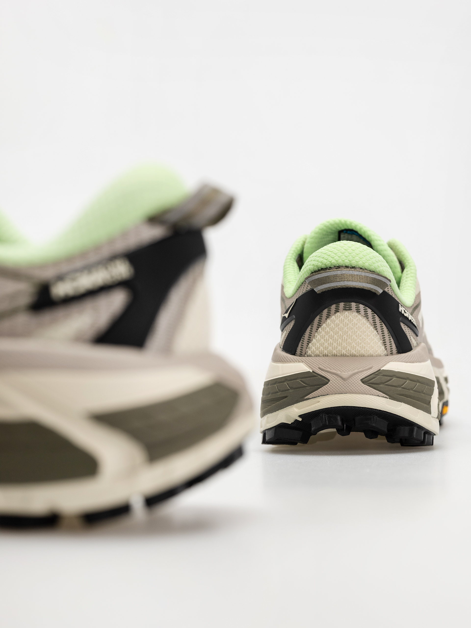 Обувки Hoka Mafate Speed 2 (putty/eucalyptus)