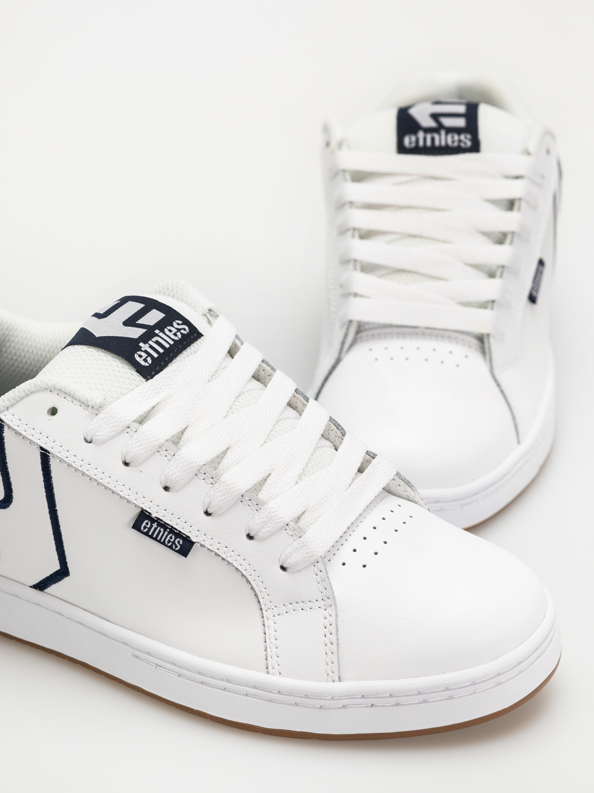 Обувки Etnies Fader (white/white/navy)