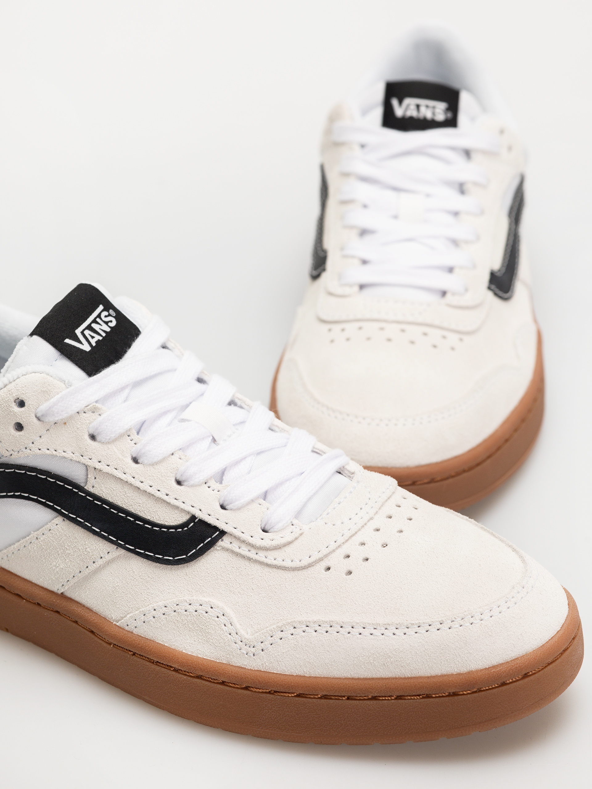 Обувки Vans Cruze 3.0 (white/gum)