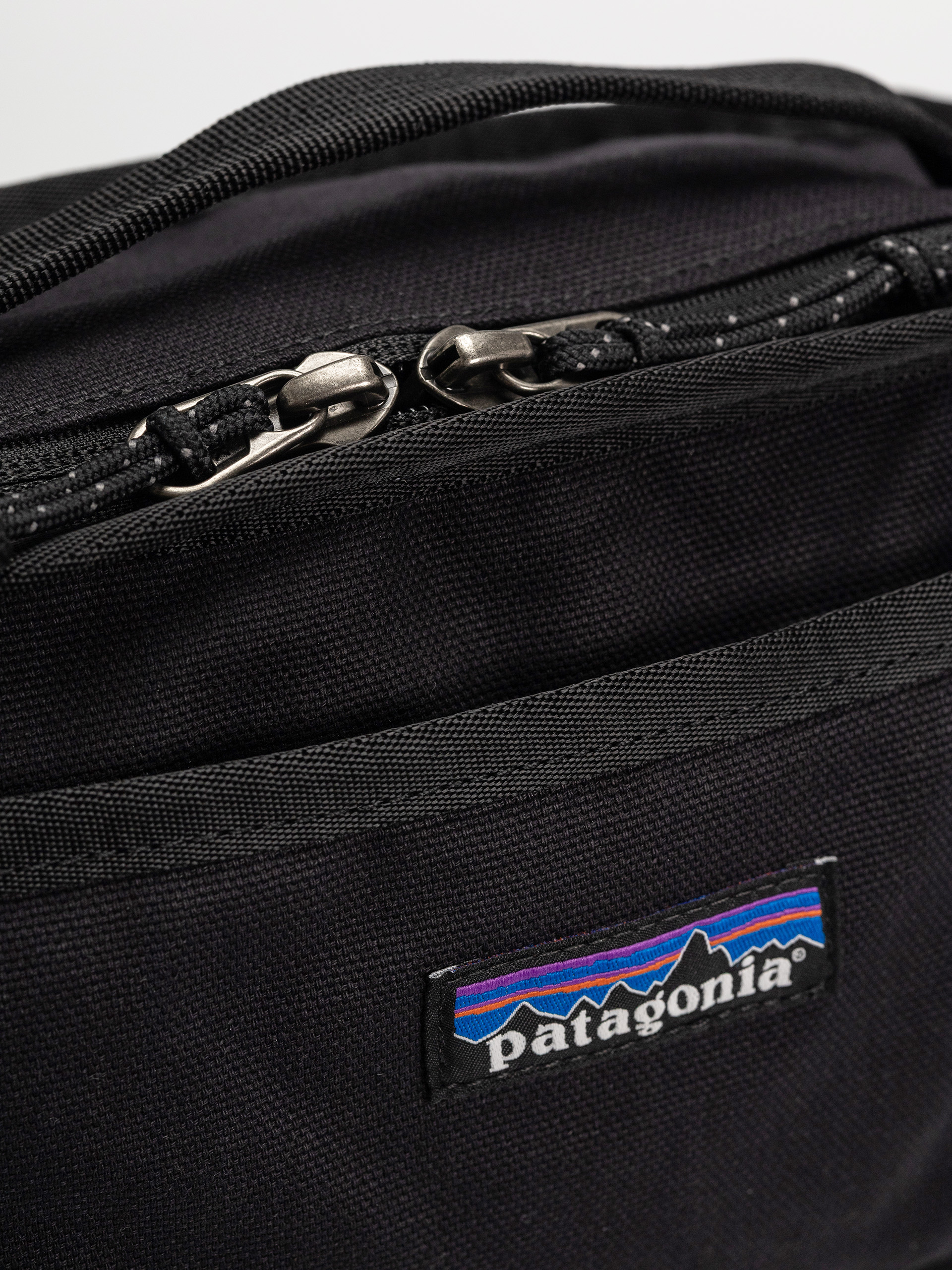 Чантичка за кръст Patagonia Fieldsmith (black)
