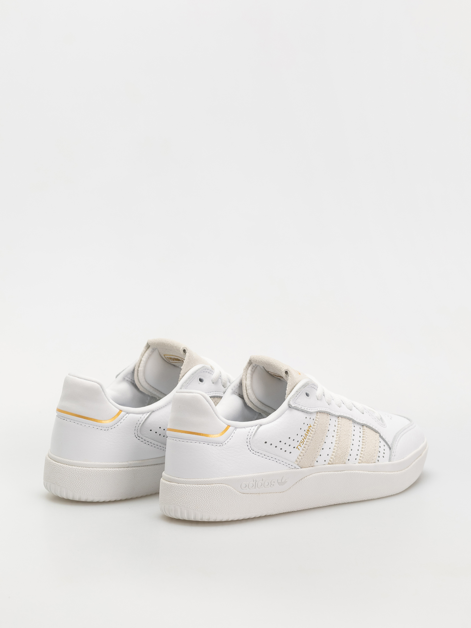 Обувки adidas Tyshawn Low (ftwwht/ftwwht/goldmt)