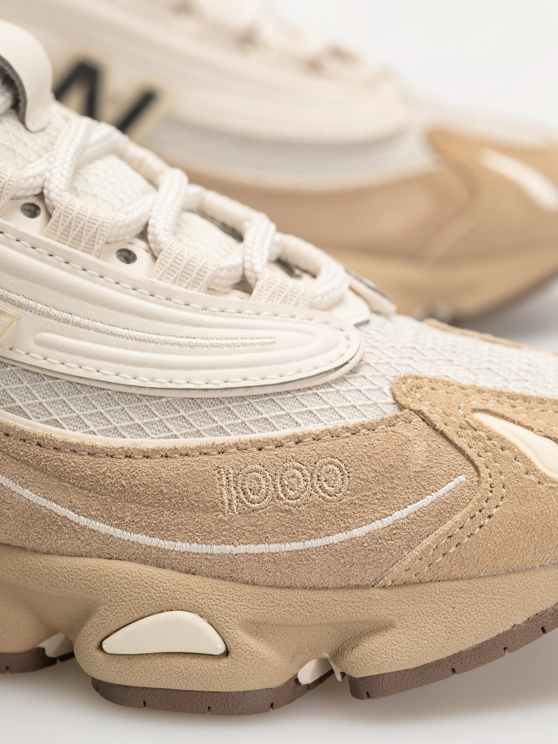 Обувки New Balance 1000 (incense)