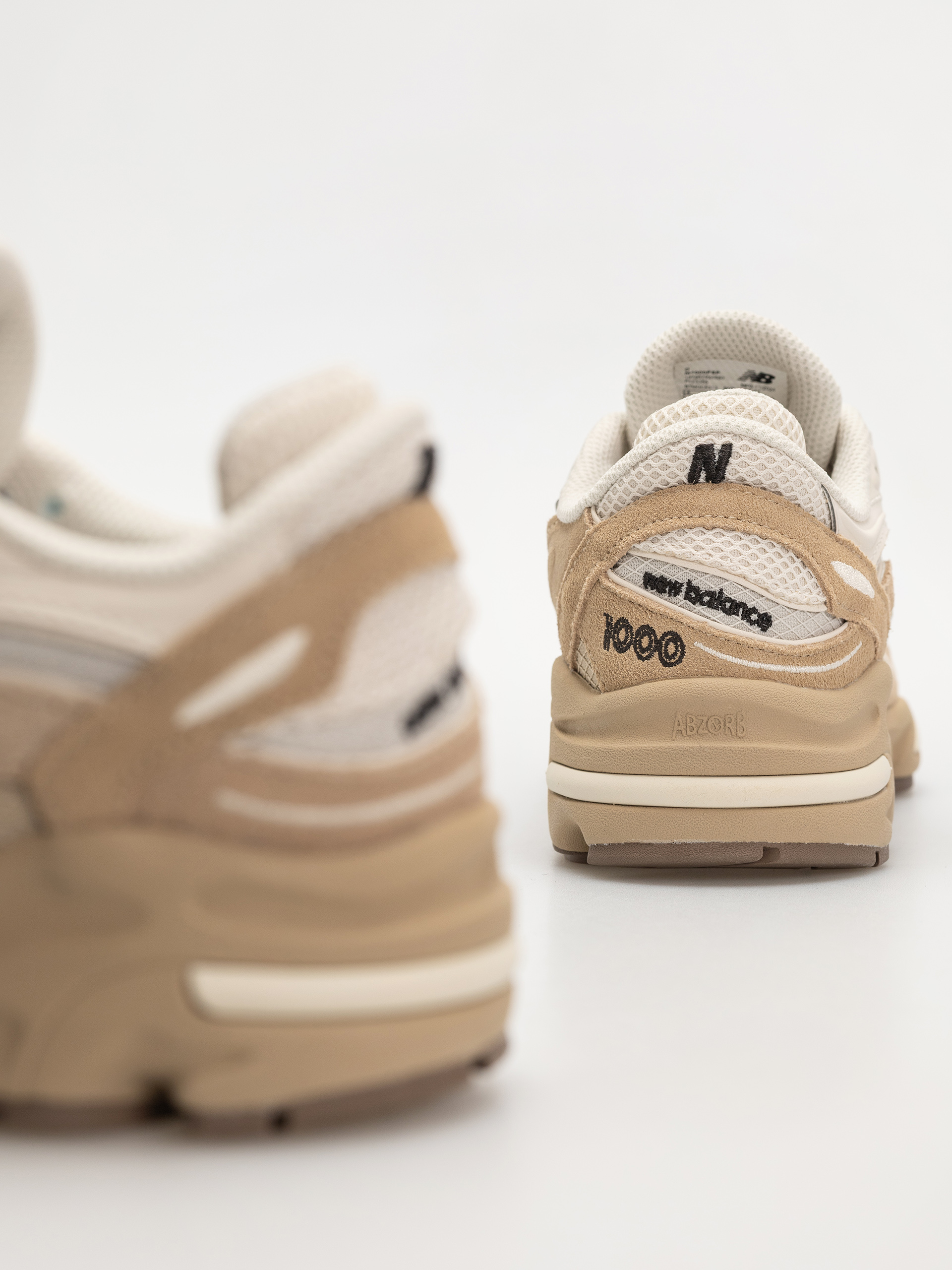 Обувки New Balance 1000 (incense)