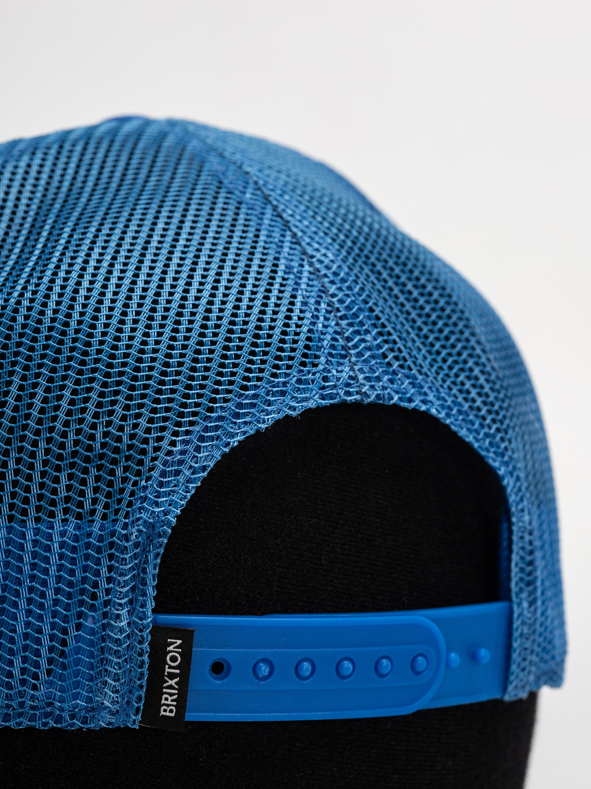 Шапка с козирка Brixton Two Dollar Pistol Hp Trucker Wmn (electric blue/electric blue)
