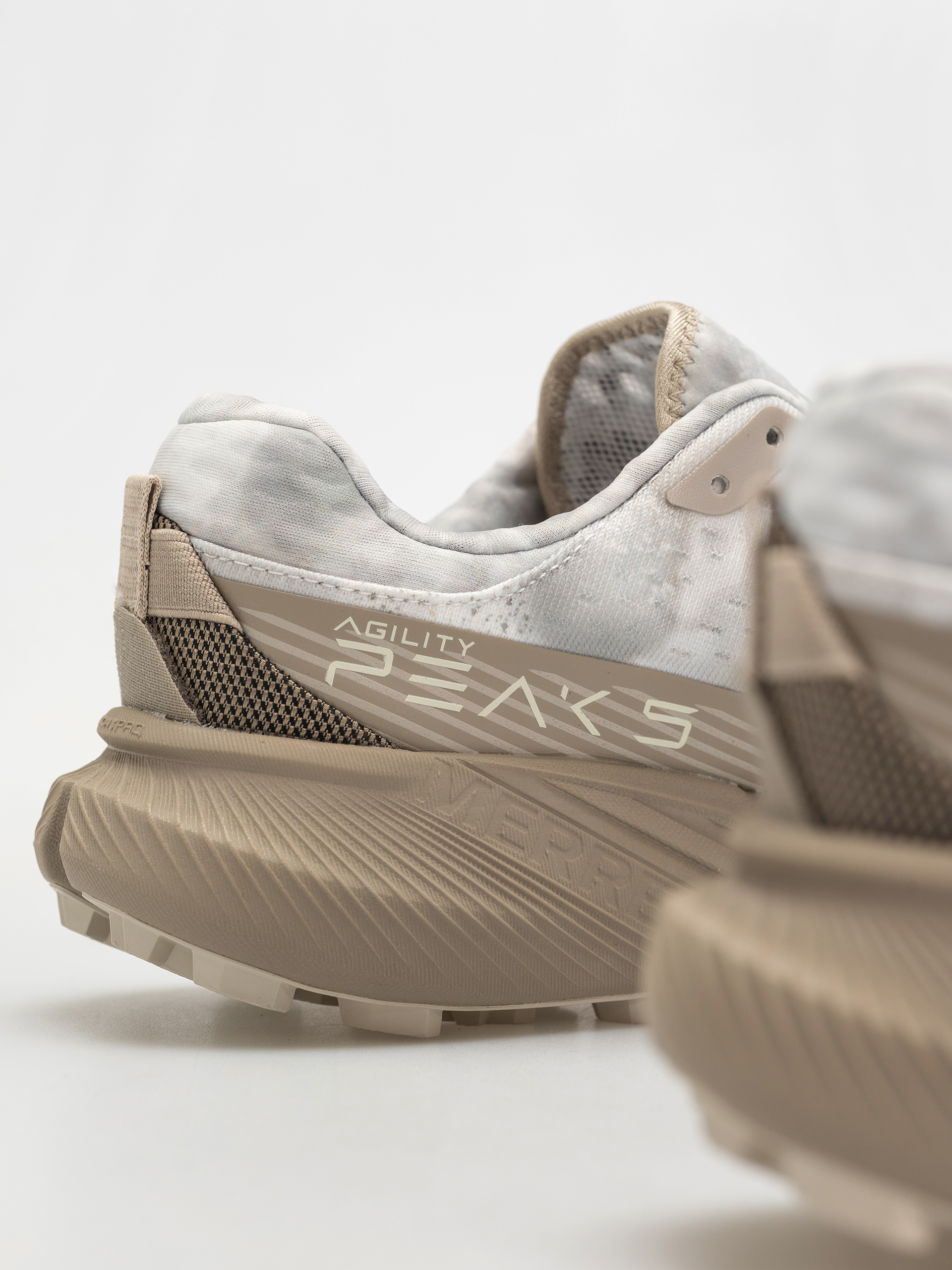 Обувки Merrell Agility Peak 5 Bliss (silt)