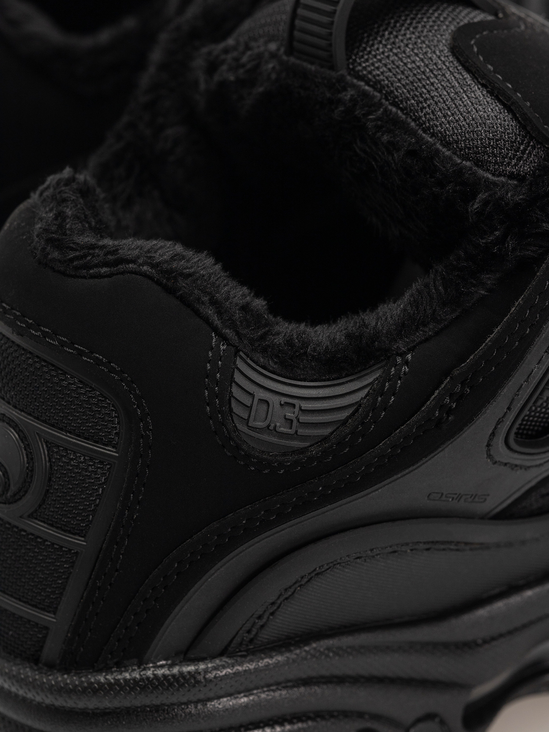 Обувки Osiris D3 2001 (black/black/shearling)