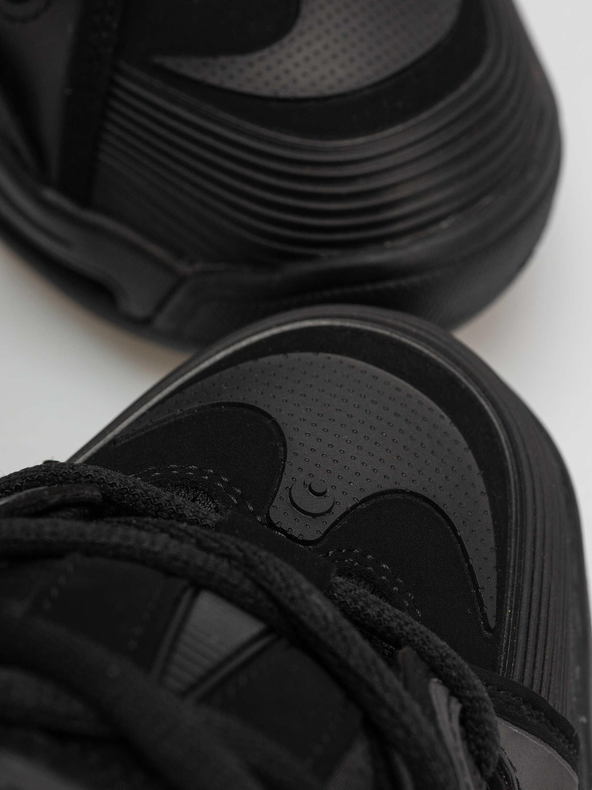 Обувки Osiris D3 2001 (black/black/shearling)