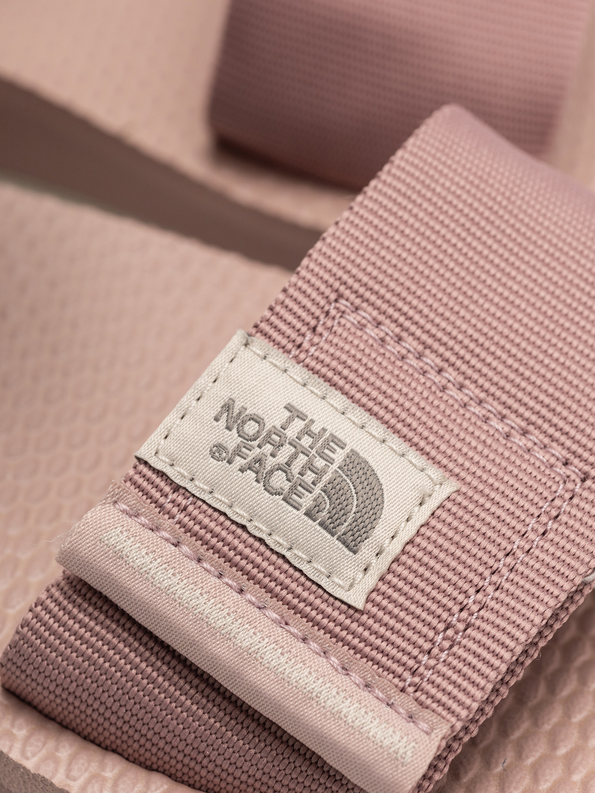Сандали The North Face Skeena II (metal pink/calacatta)
