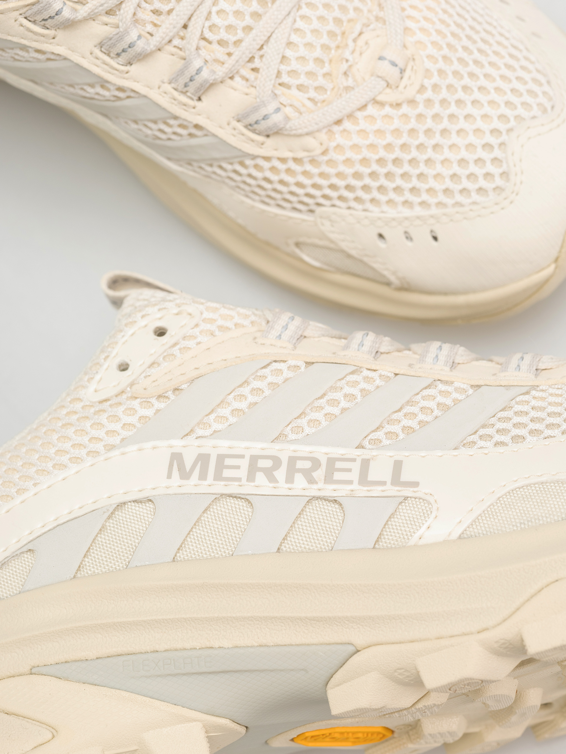 Обувки Merrell Moab Speed 2 Vent 2K Se (chalk)