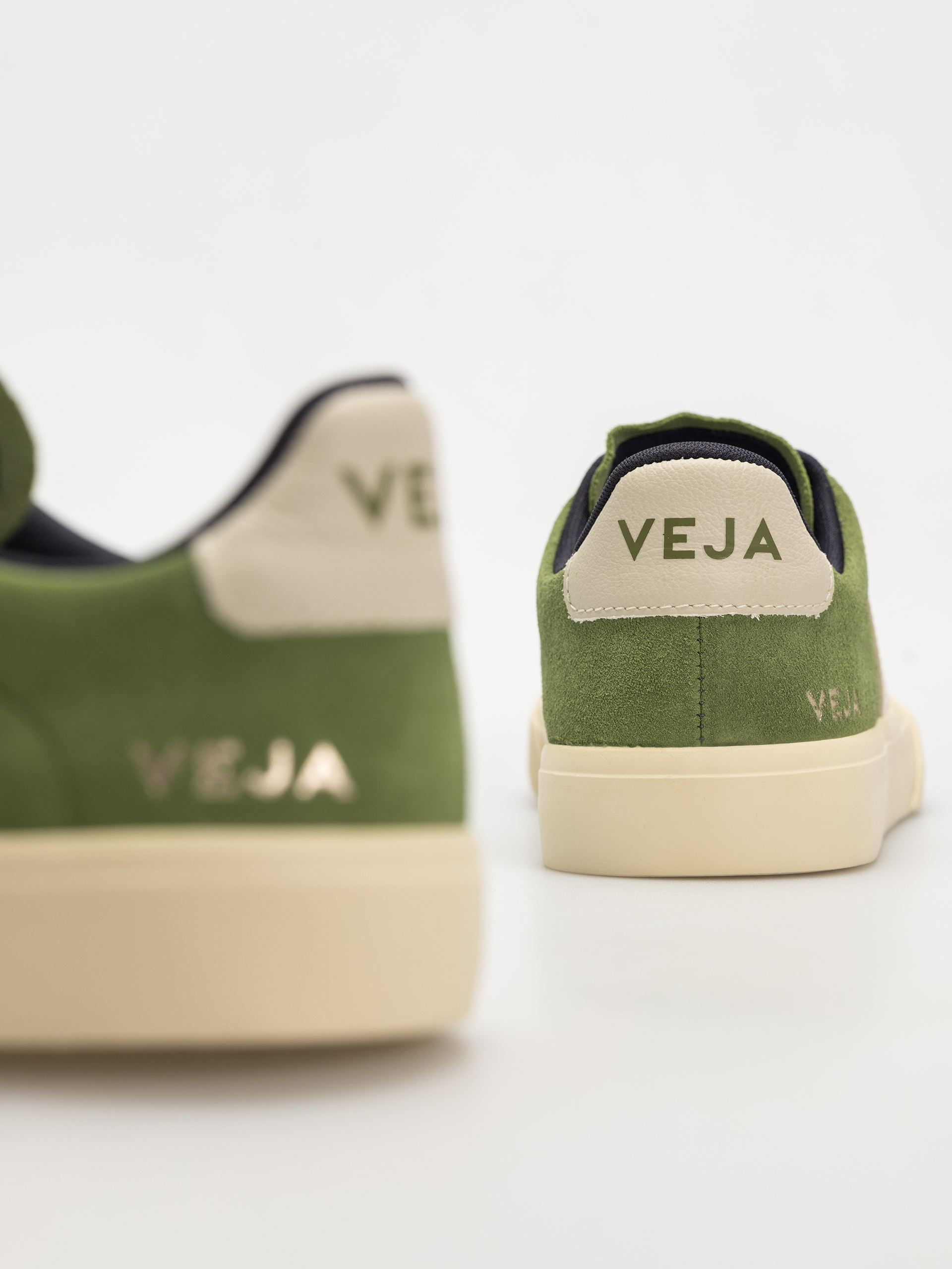 Обувки Veja Campo Bold Wmn (kiwi pierre)