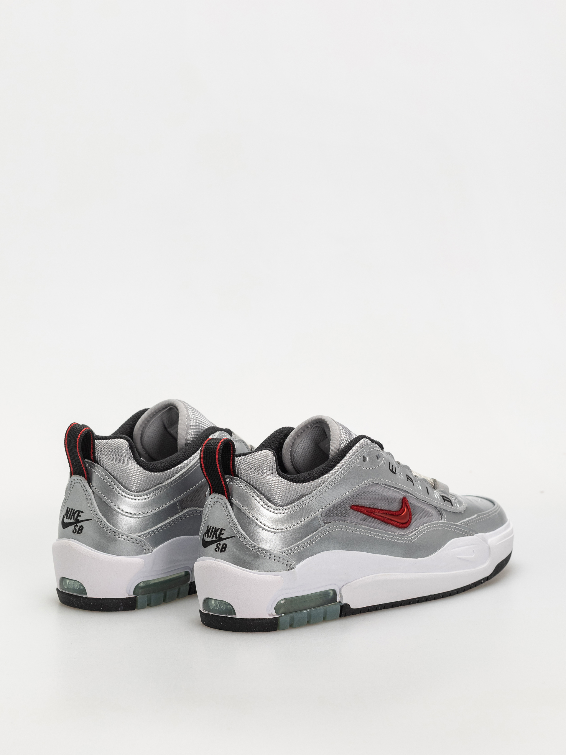 Обувки Nike SB AIR MAX ISHOD PRM (metallic silver/varsity red)