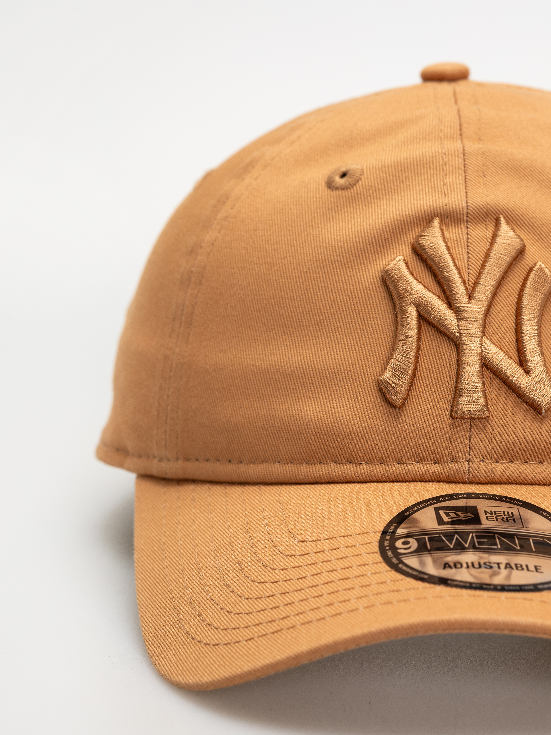 Шапка с козирка New Era League Essential 9Twenty New York Yankees (dk beige)