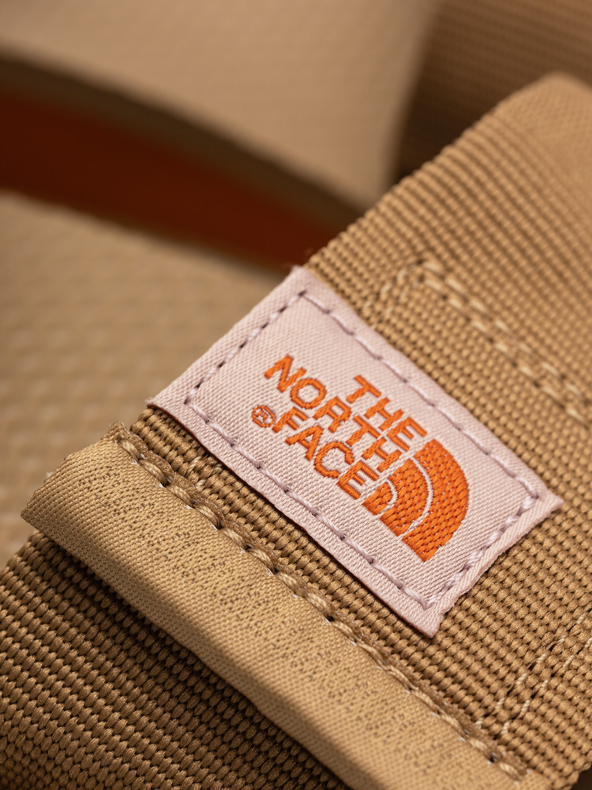 Сандали The North Face Skeena II (sahara/iron bronze)