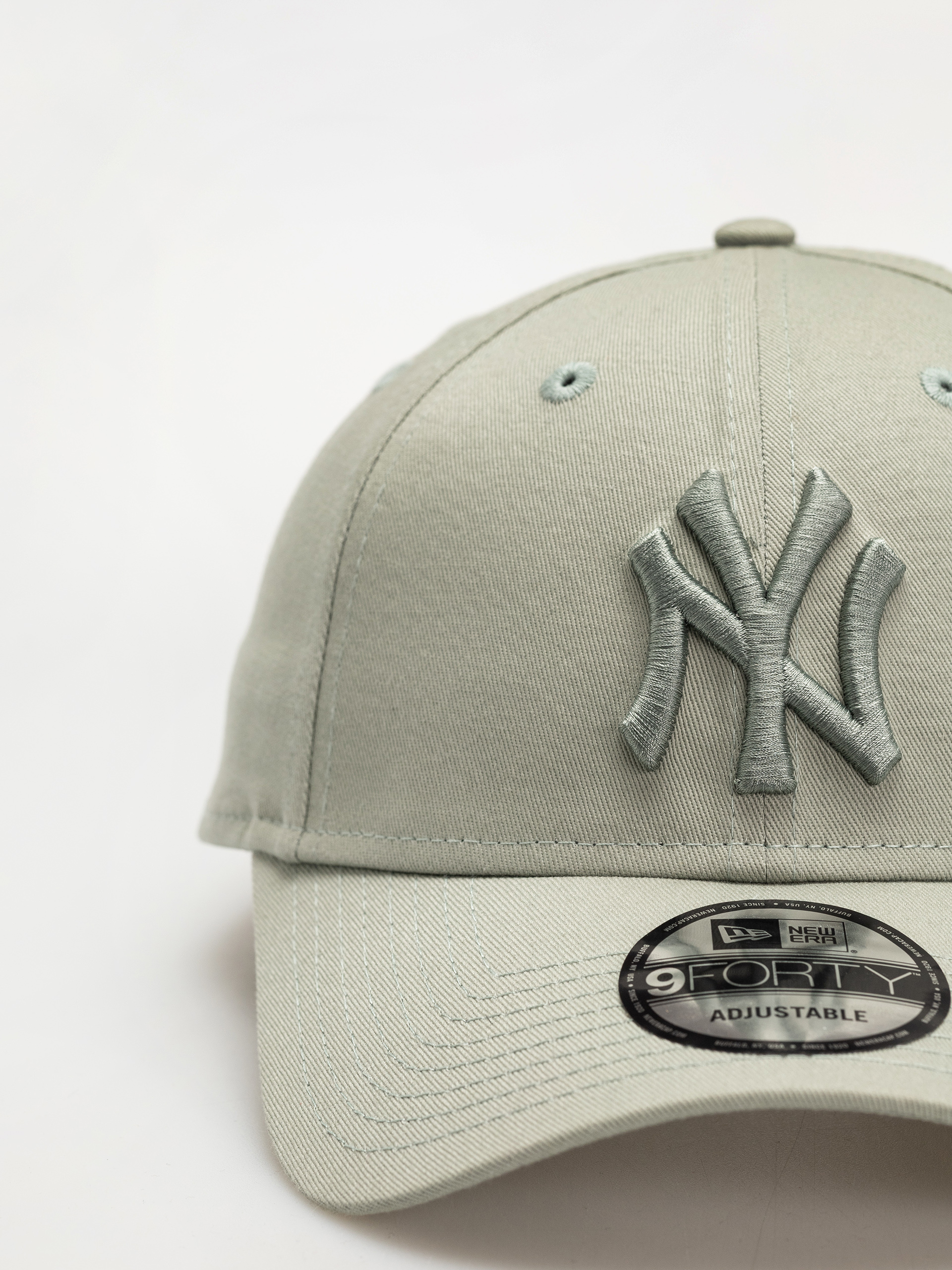Шапка с козирка New Era League Essential 9Forty New York Yankees (green pstl)