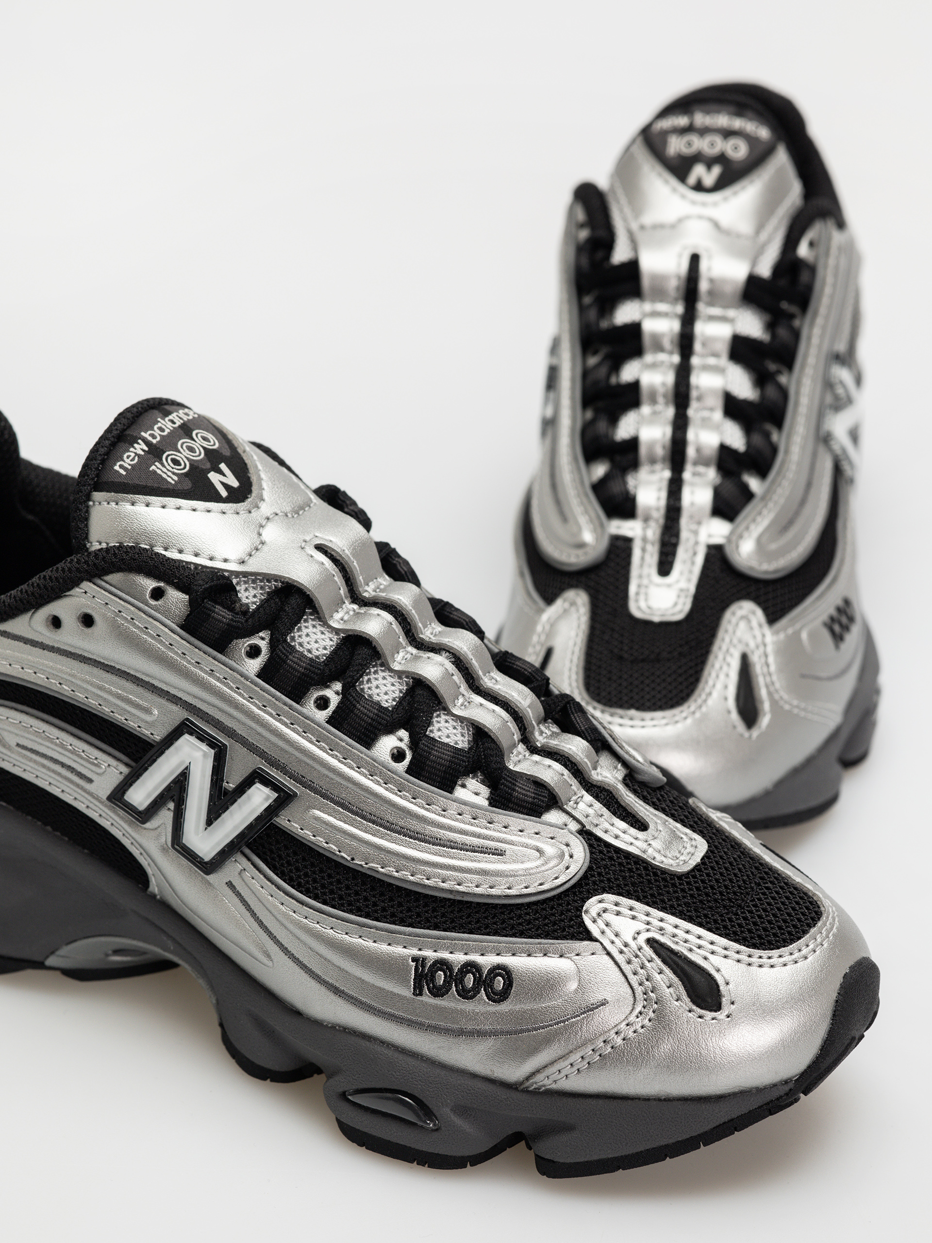 Обувки New Balance 1000 (silver metallic)