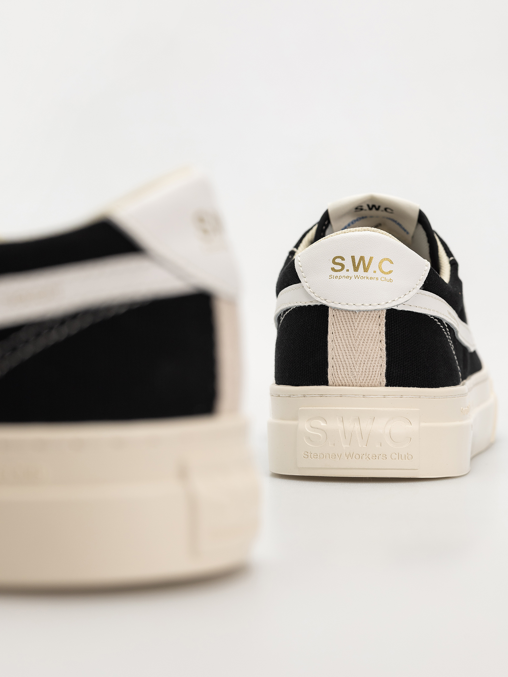 Обувки Stepney Workers Club Dellow S-Strike Cup (black white)