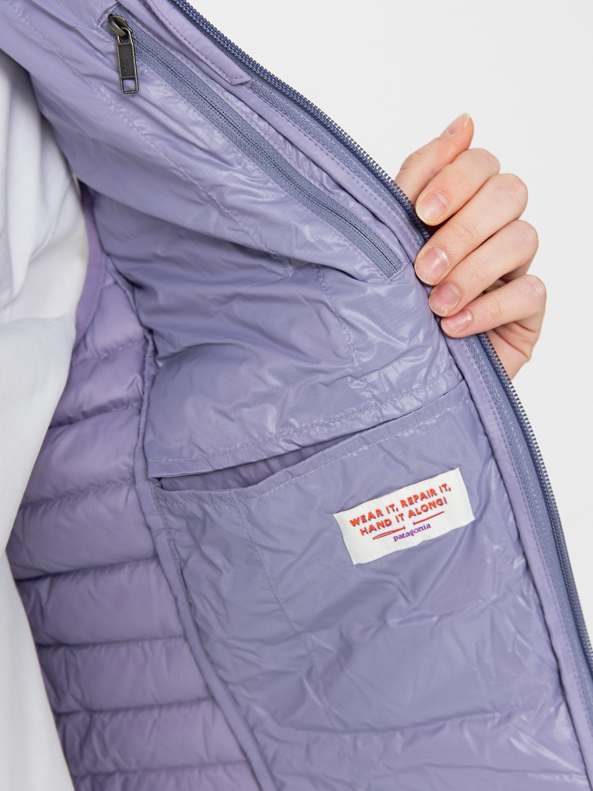 Елек Patagonia Down Sweater Wmn (concrete purple)